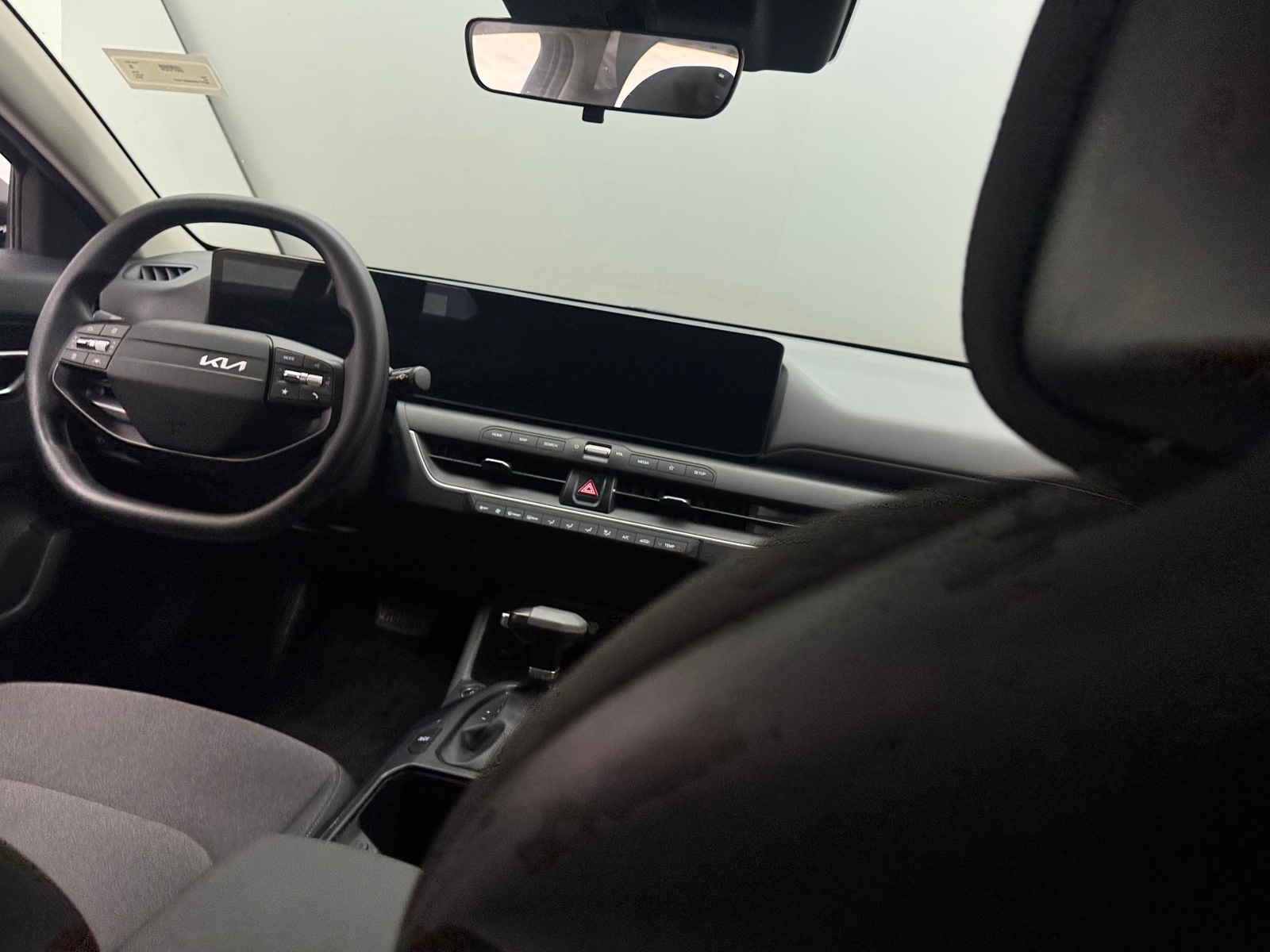Thumbnail: 2025 Kia K4 - 3