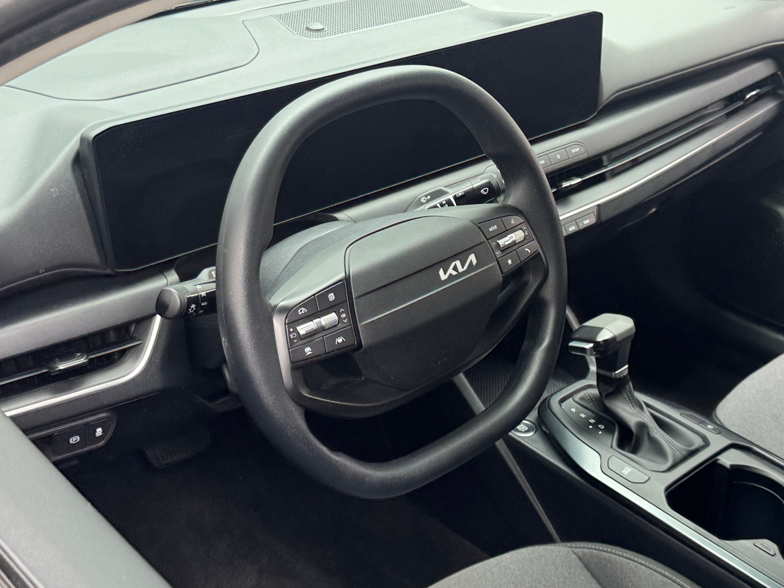 Thumbnail: 2025 Kia K4 - 5