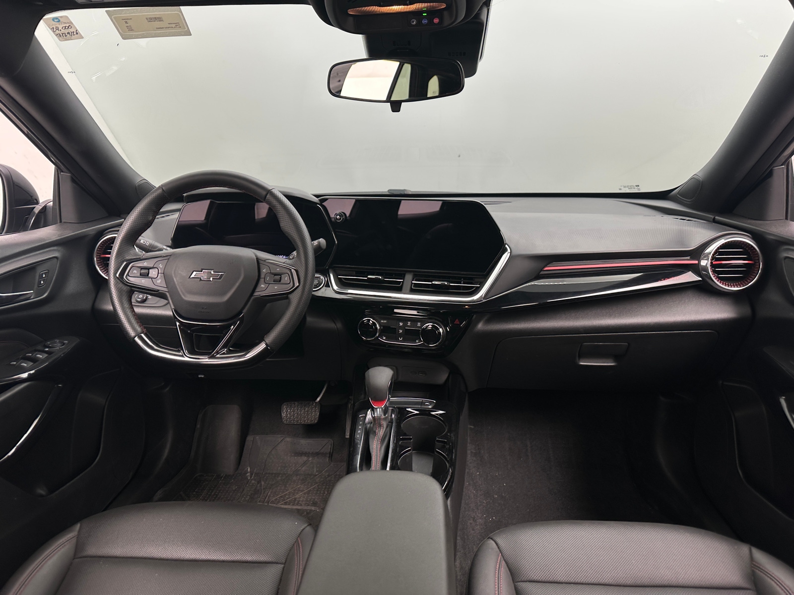 Thumbnail: 2025 Chevrolet Trax - 2