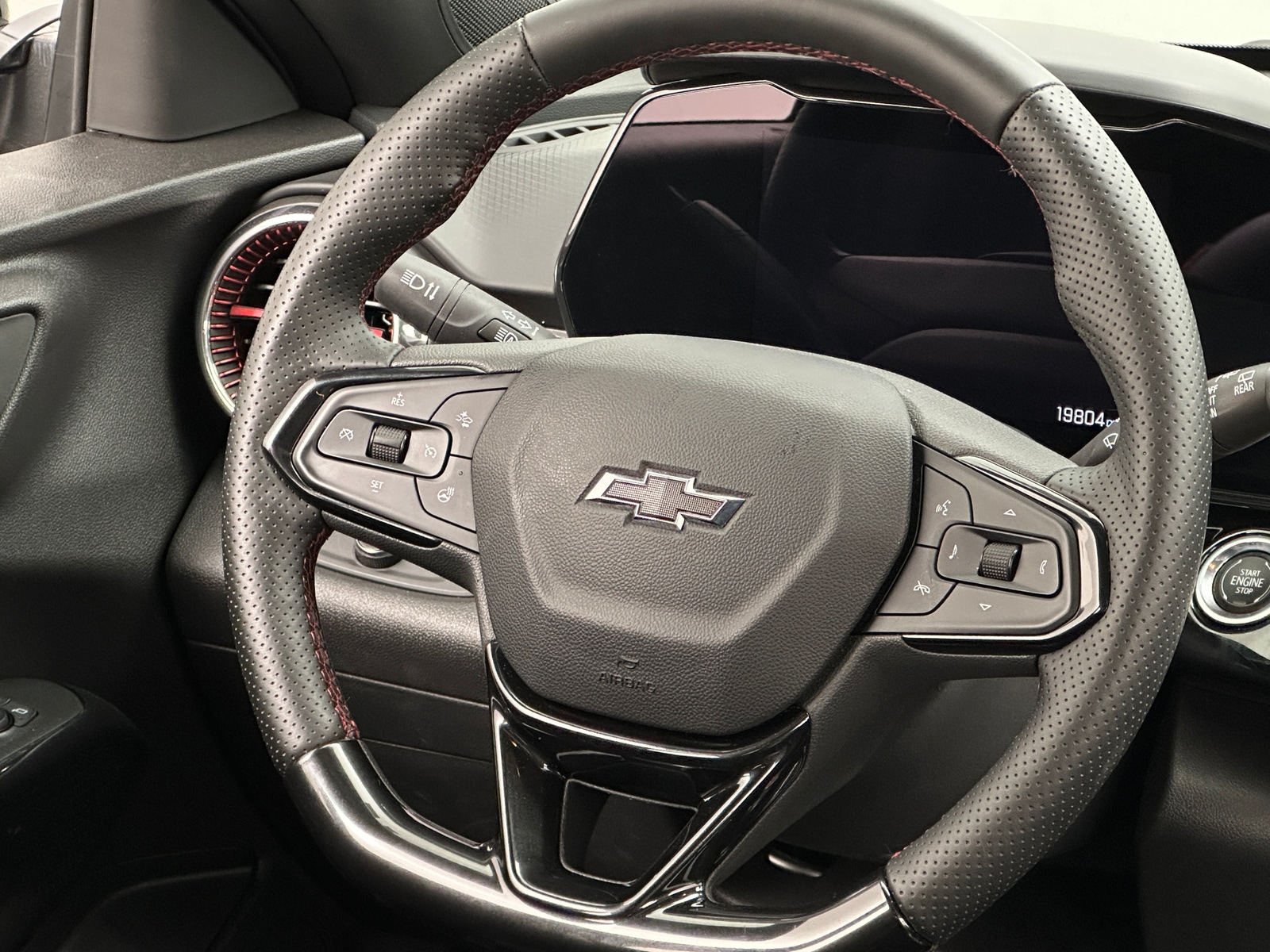 Thumbnail: 2025 Chevrolet Trax - 4