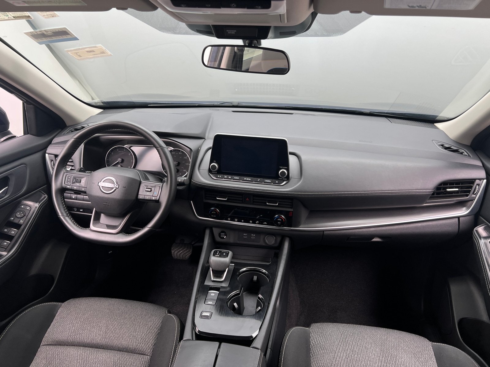 Thumbnail: 2025 Nissan Rogue - 3