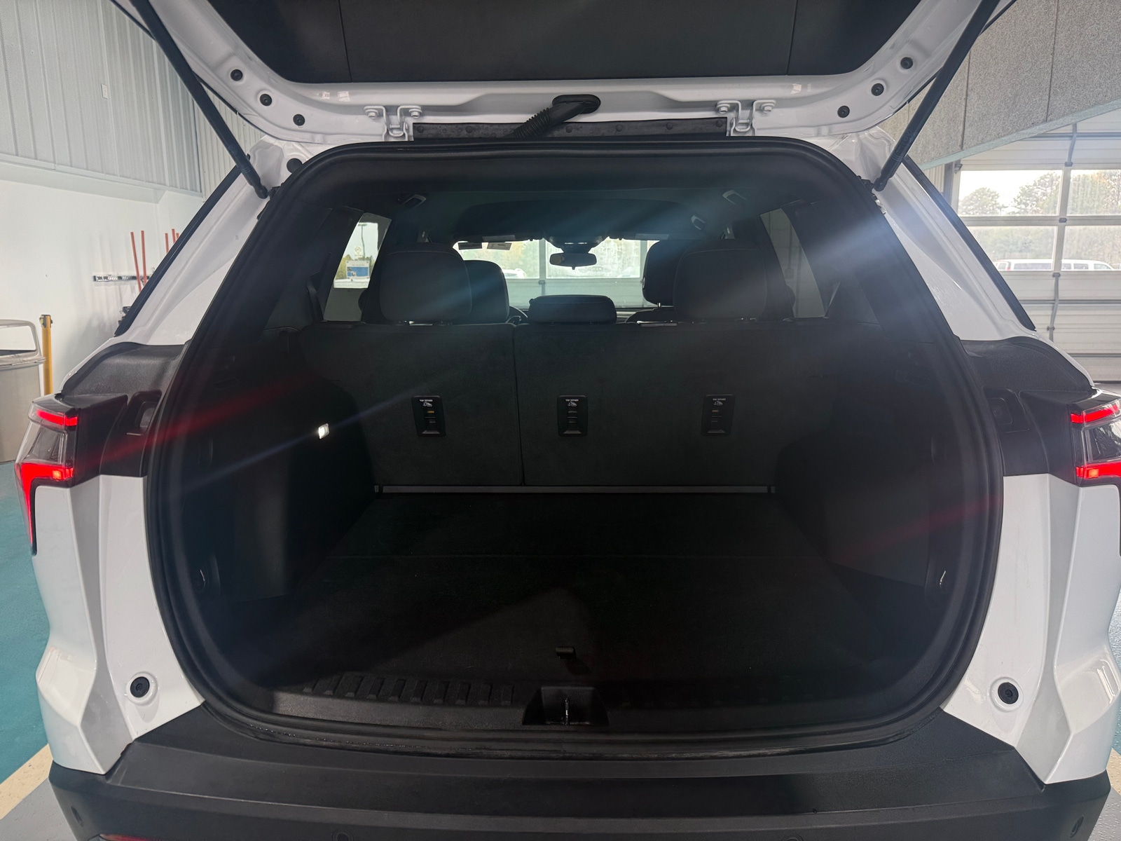 Thumbnail: 2025 Chevrolet Equinox - 7