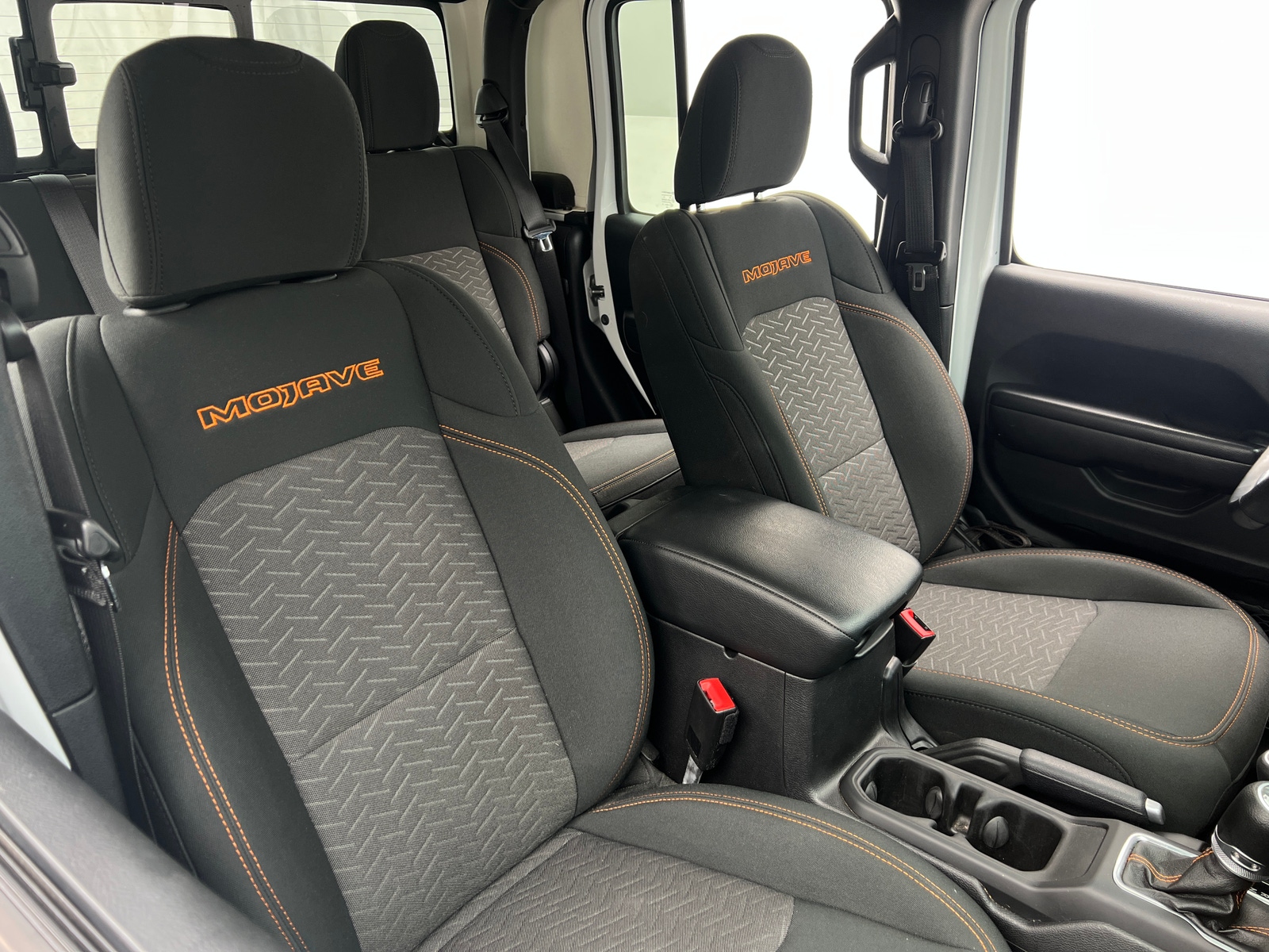 Thumbnail: 2020 Jeep Gladiator - 2