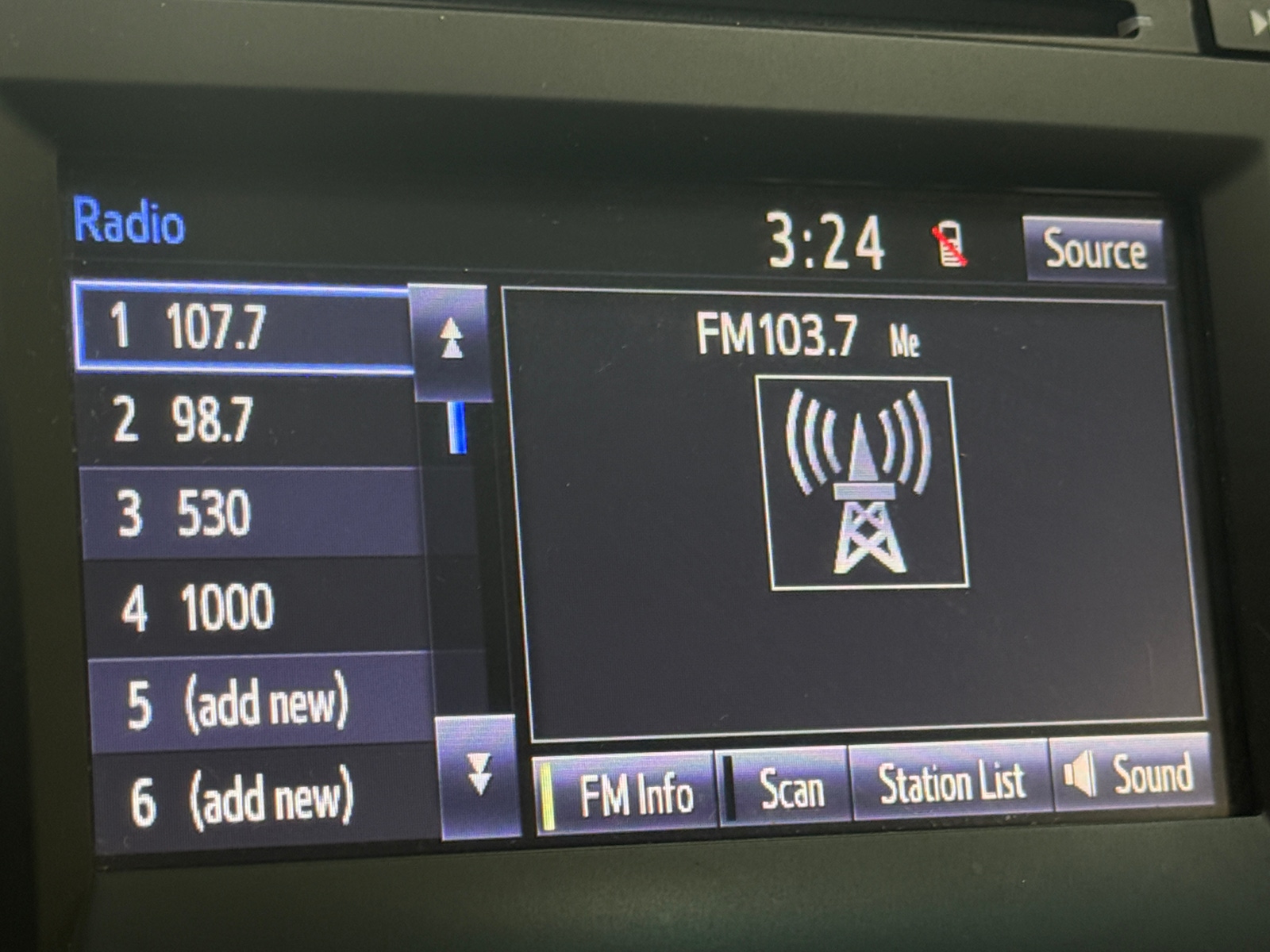 Thumbnail: 2016 Toyota Camry - 4