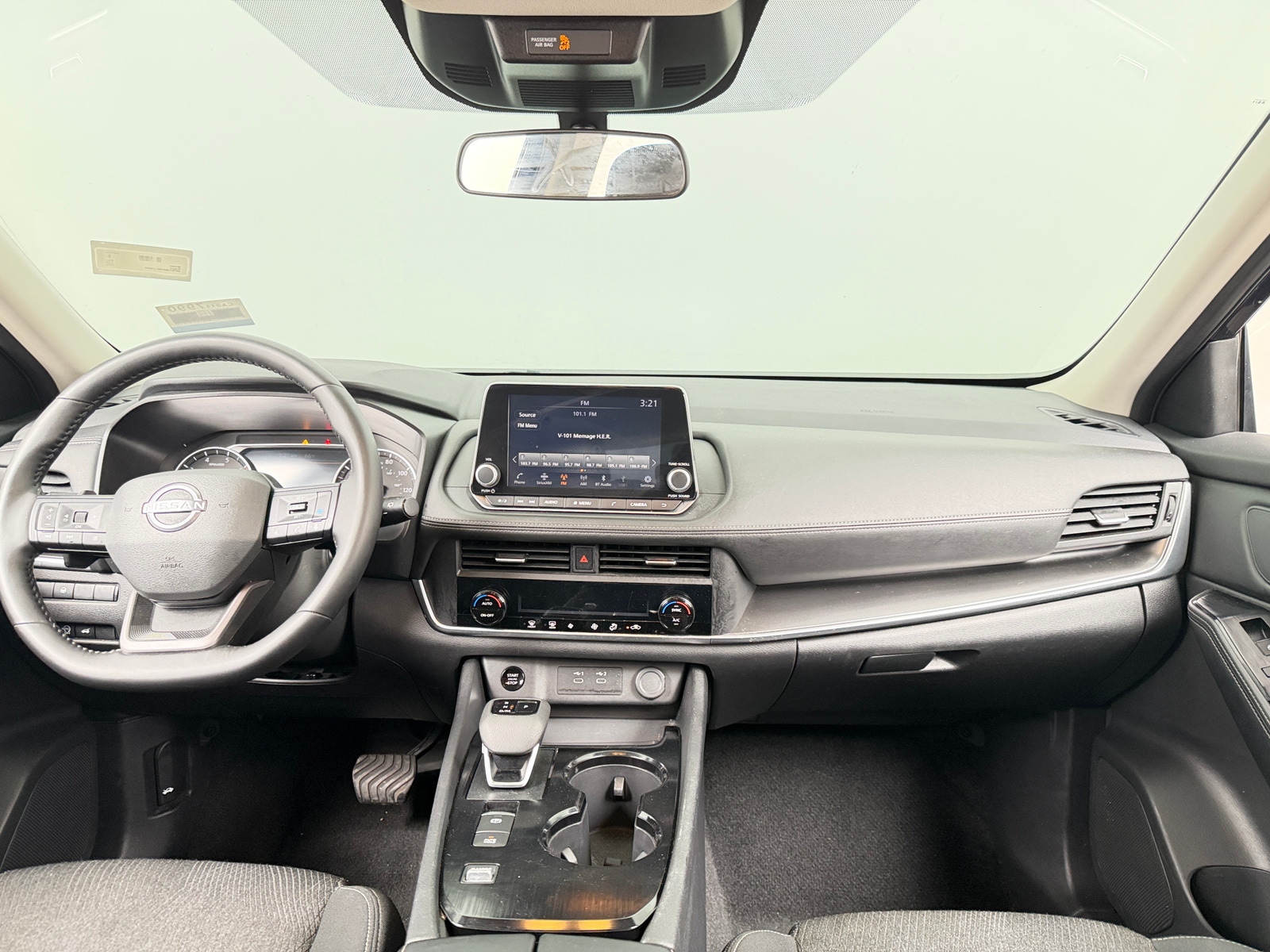 Thumbnail: 2025 Nissan Rogue - 3