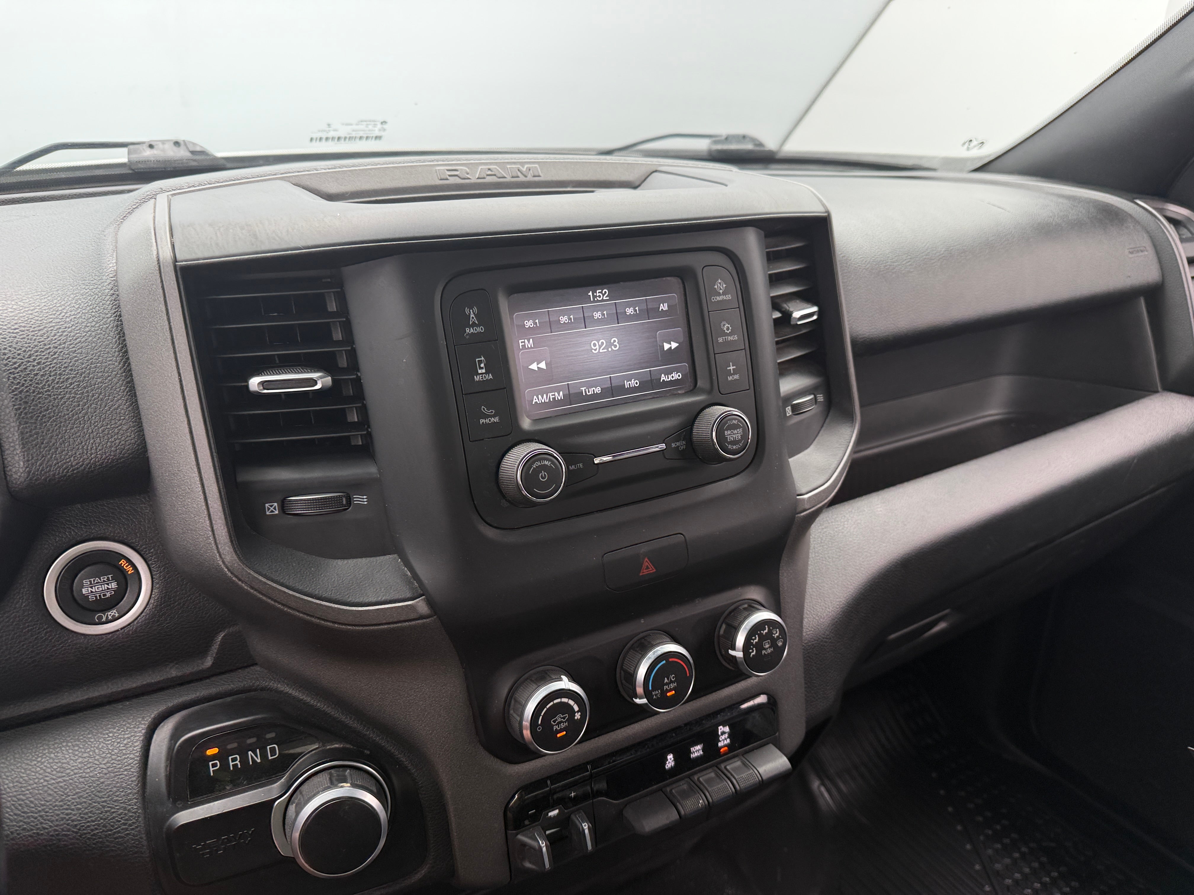 2022 RAM Ram 2500 Pickup Tradesman - Photo 10