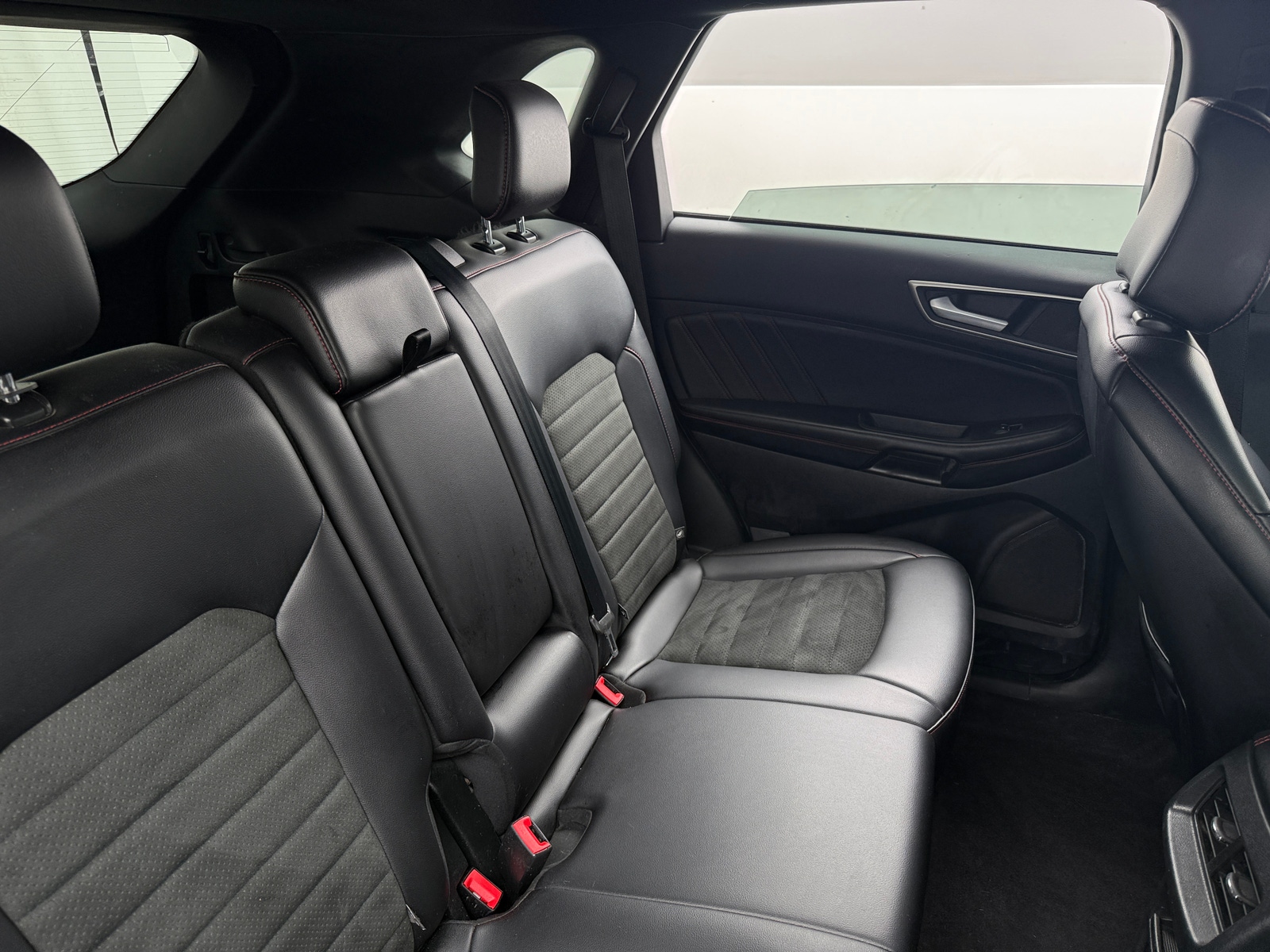 Thumbnail: 2022 Ford Edge - 5