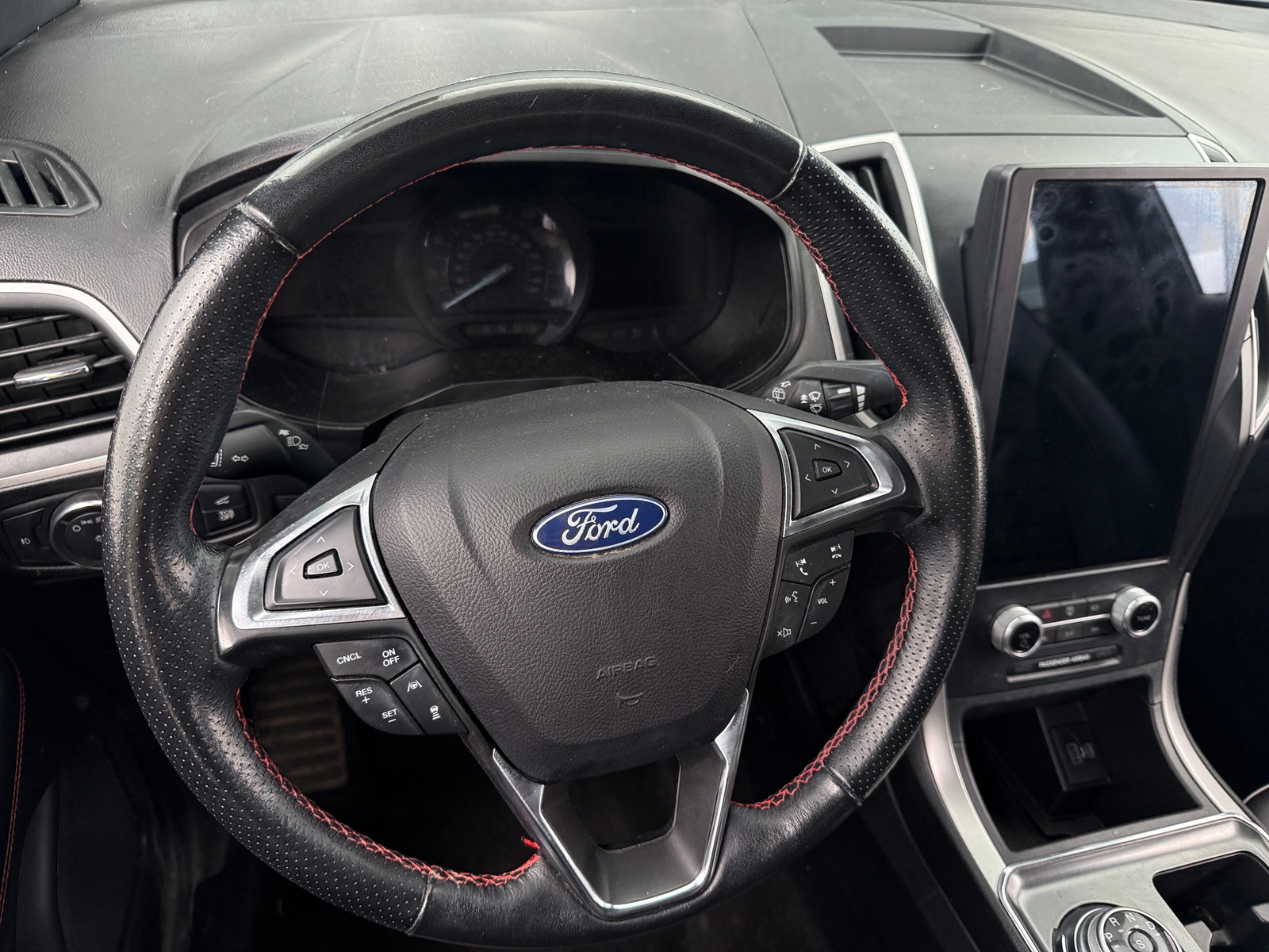 Thumbnail: 2022 Ford Edge - 4