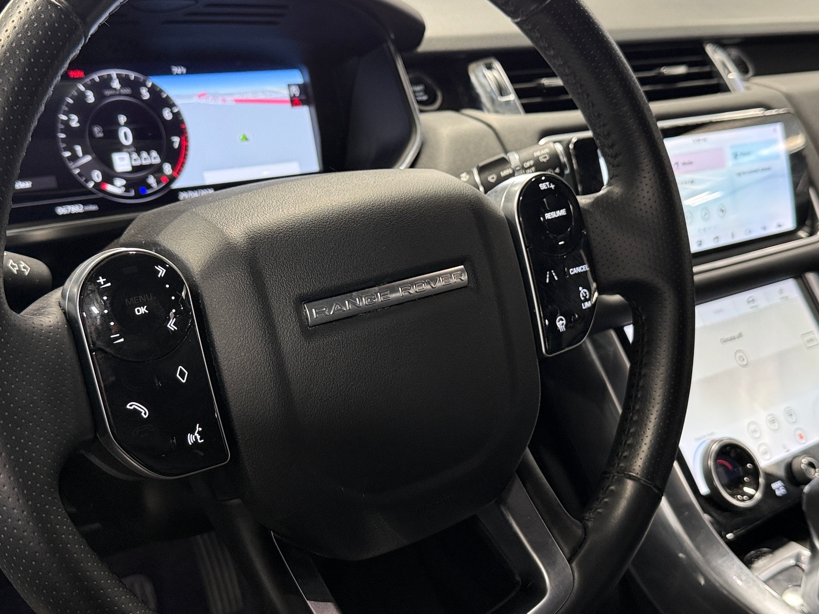 Thumbnail: 2020 Land Rover Range Rover Sport - 4