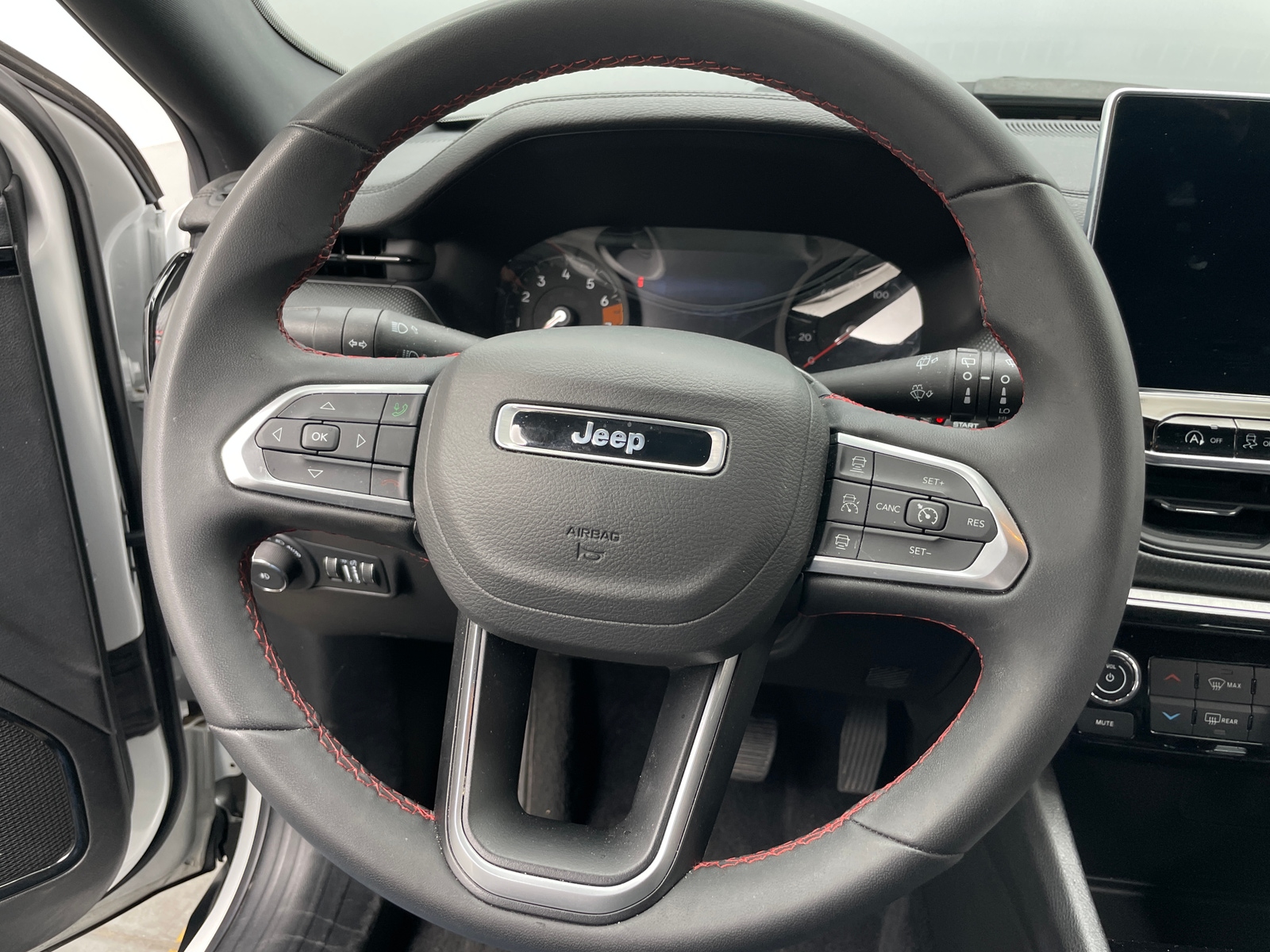 Thumbnail: 2025 Jeep Compass - 5