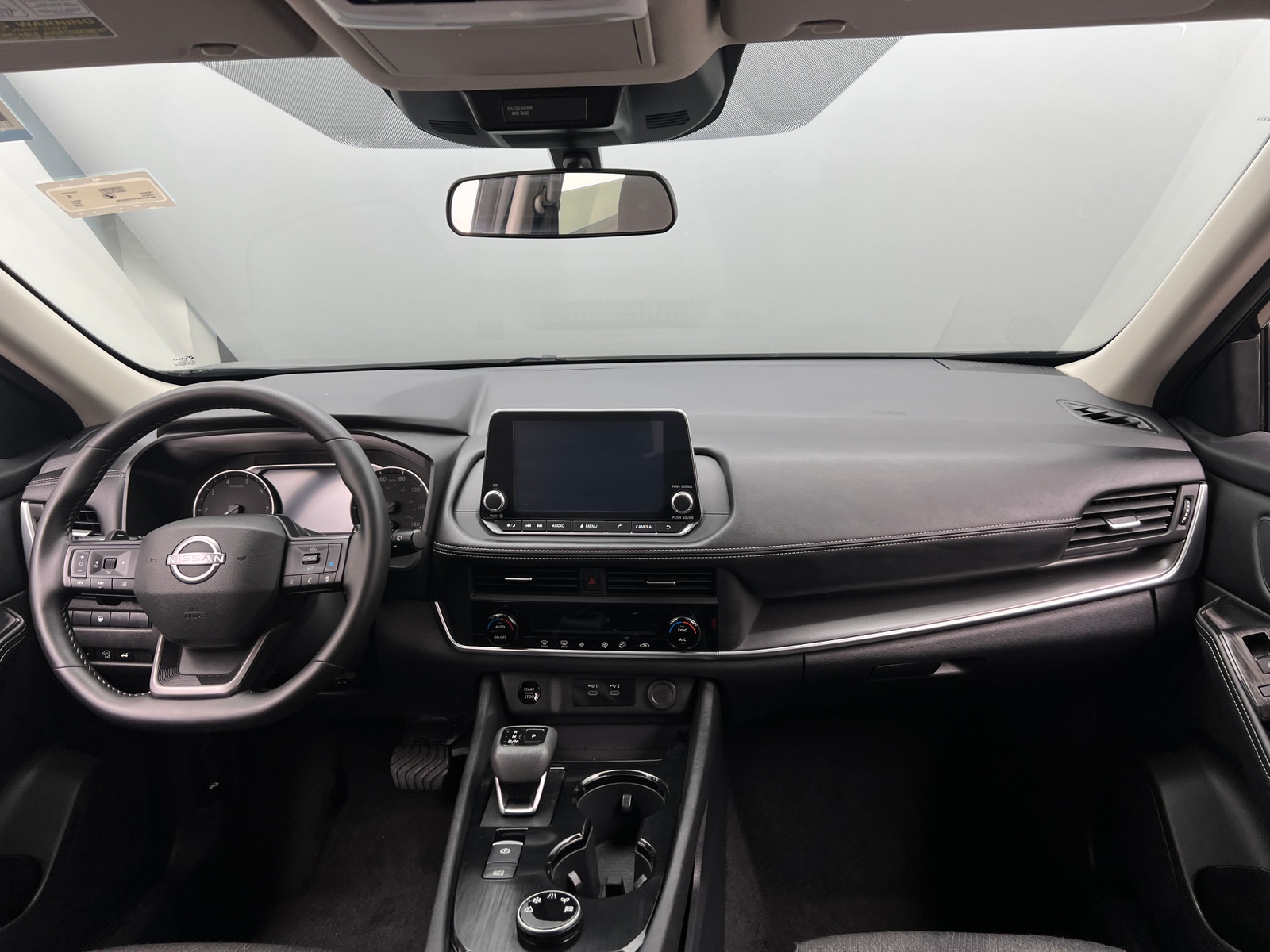 Thumbnail: 2025 Nissan Rogue - 3