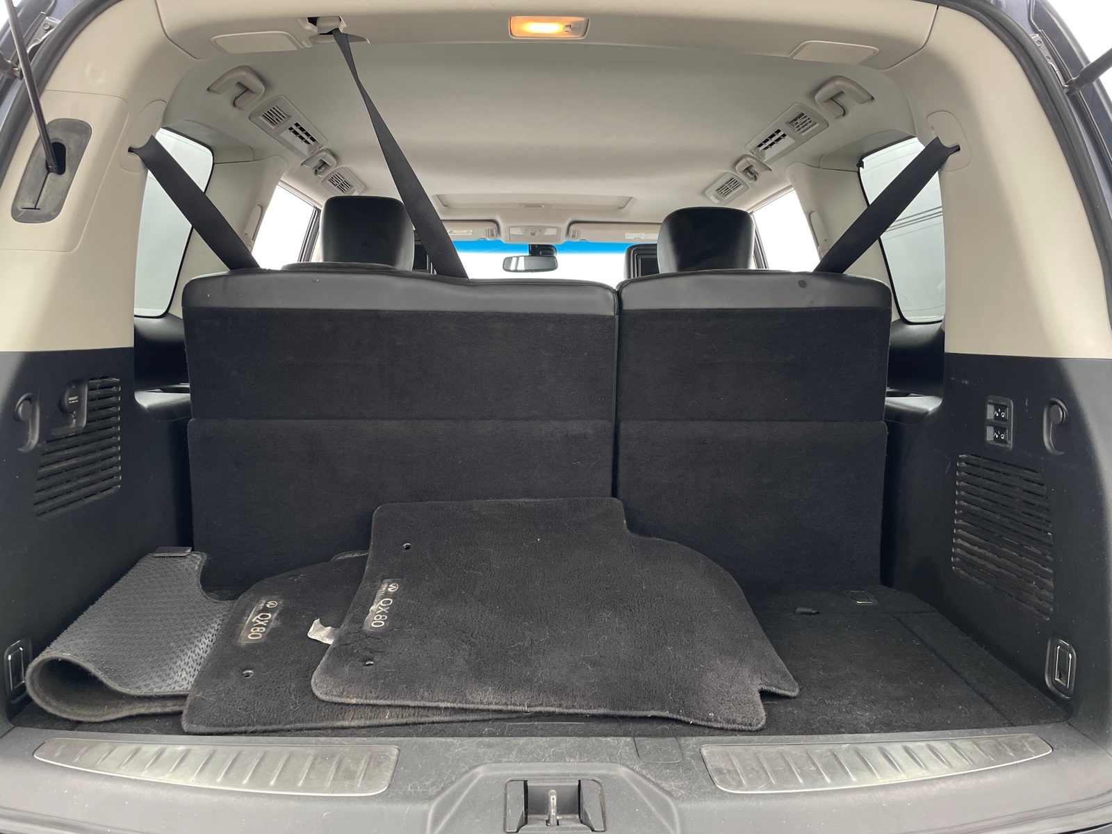 Thumbnail: 2015 INFINITI QX80 - 6