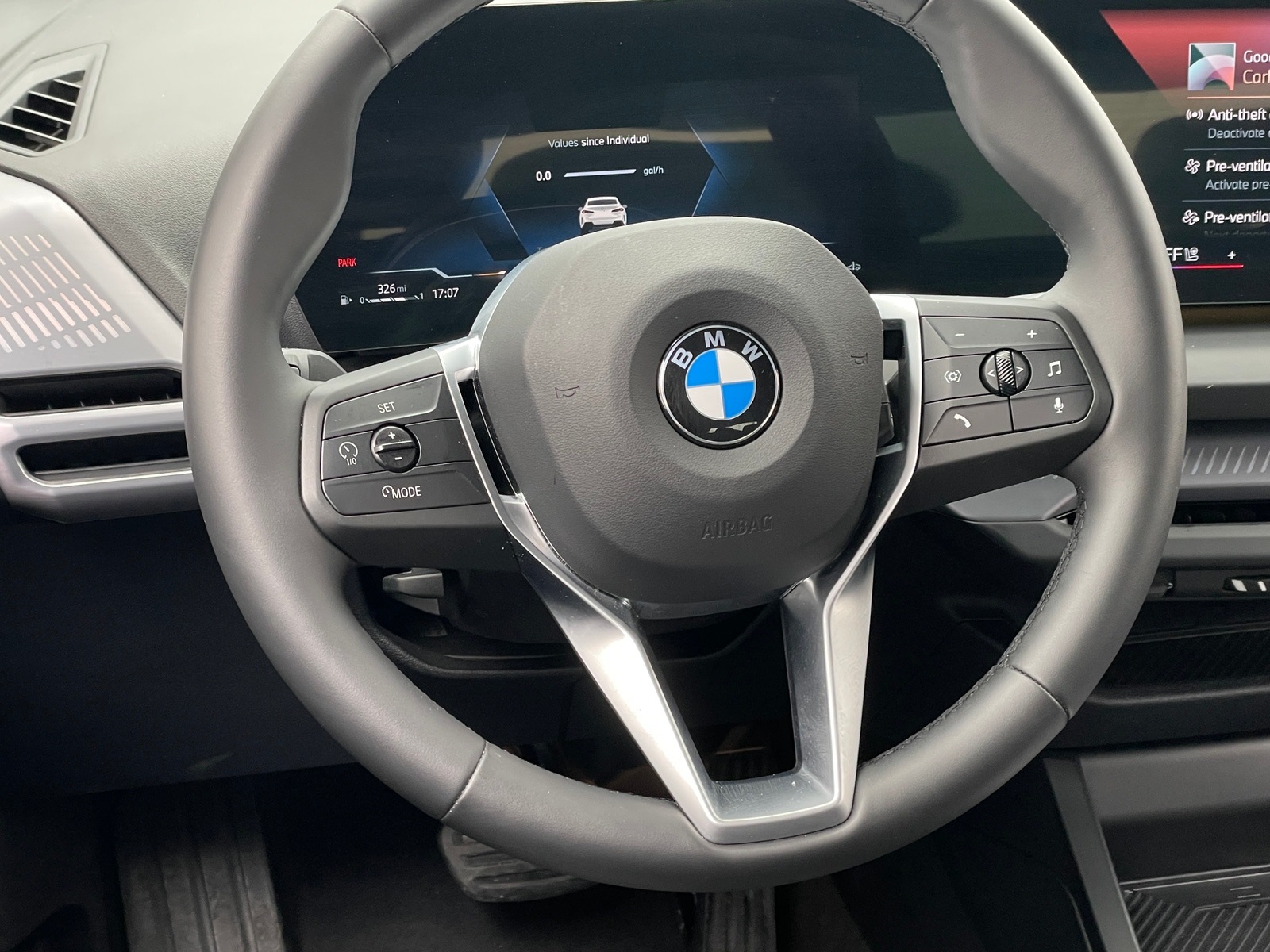 Thumbnail: 2025 BMW 2 Series - 4