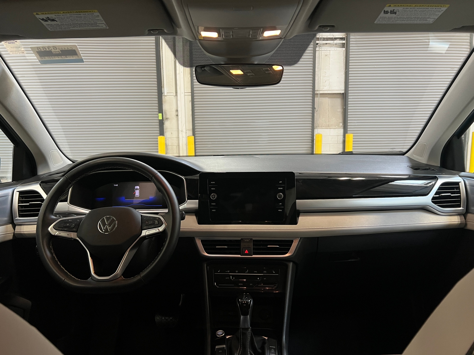 Thumbnail: 2025 Volkswagen Taos - 3