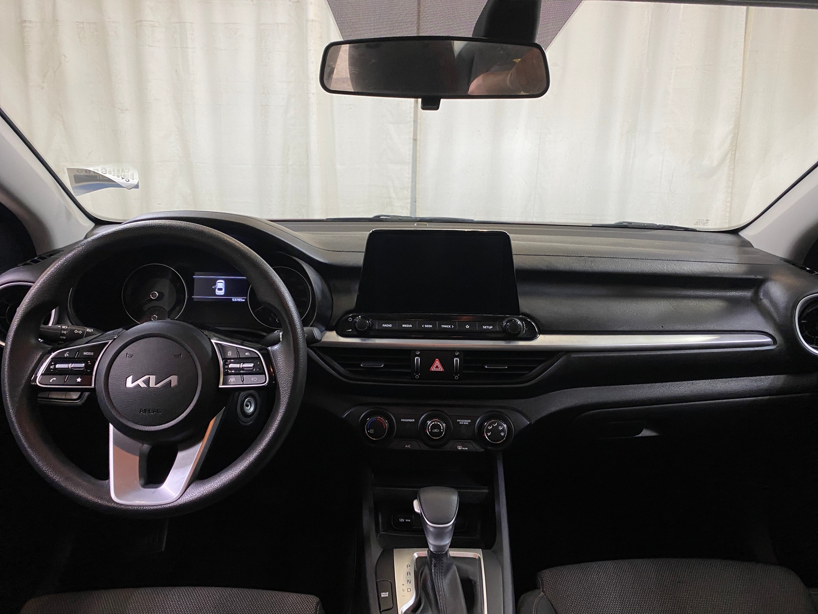 Thumbnail: 2024 Kia Forte - 3