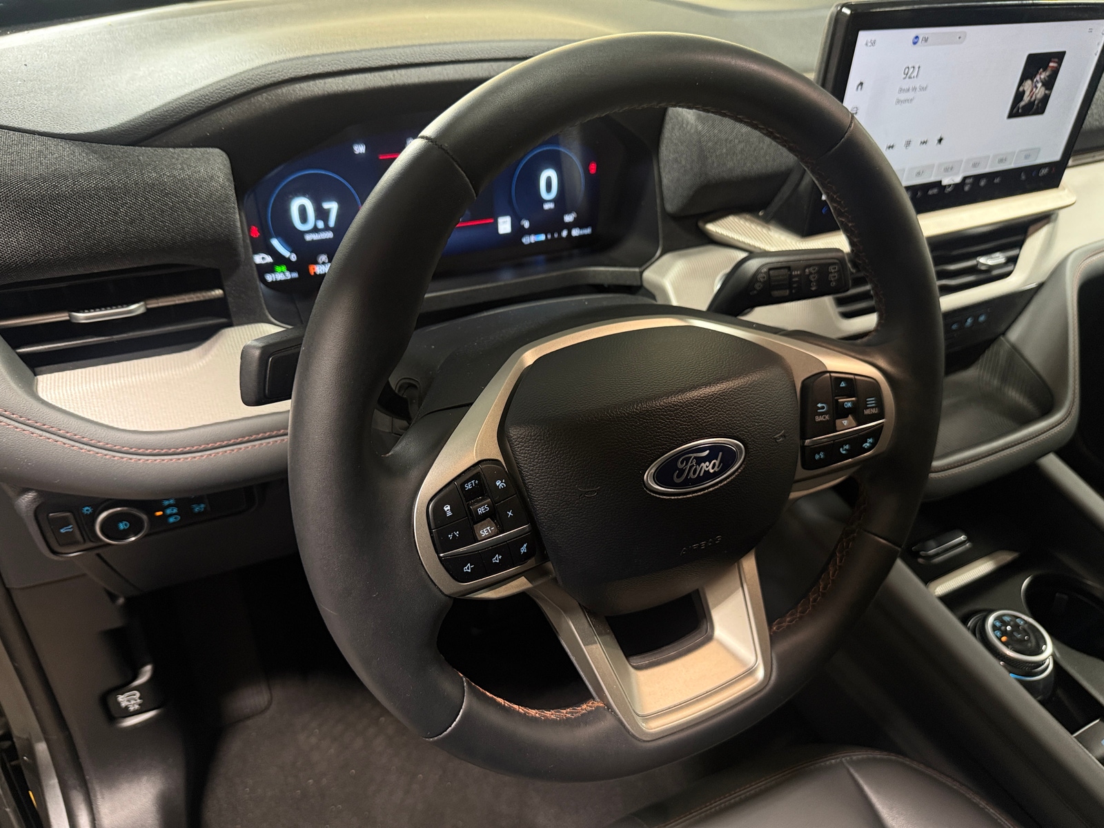 Thumbnail: 2025 Ford Explorer - 4