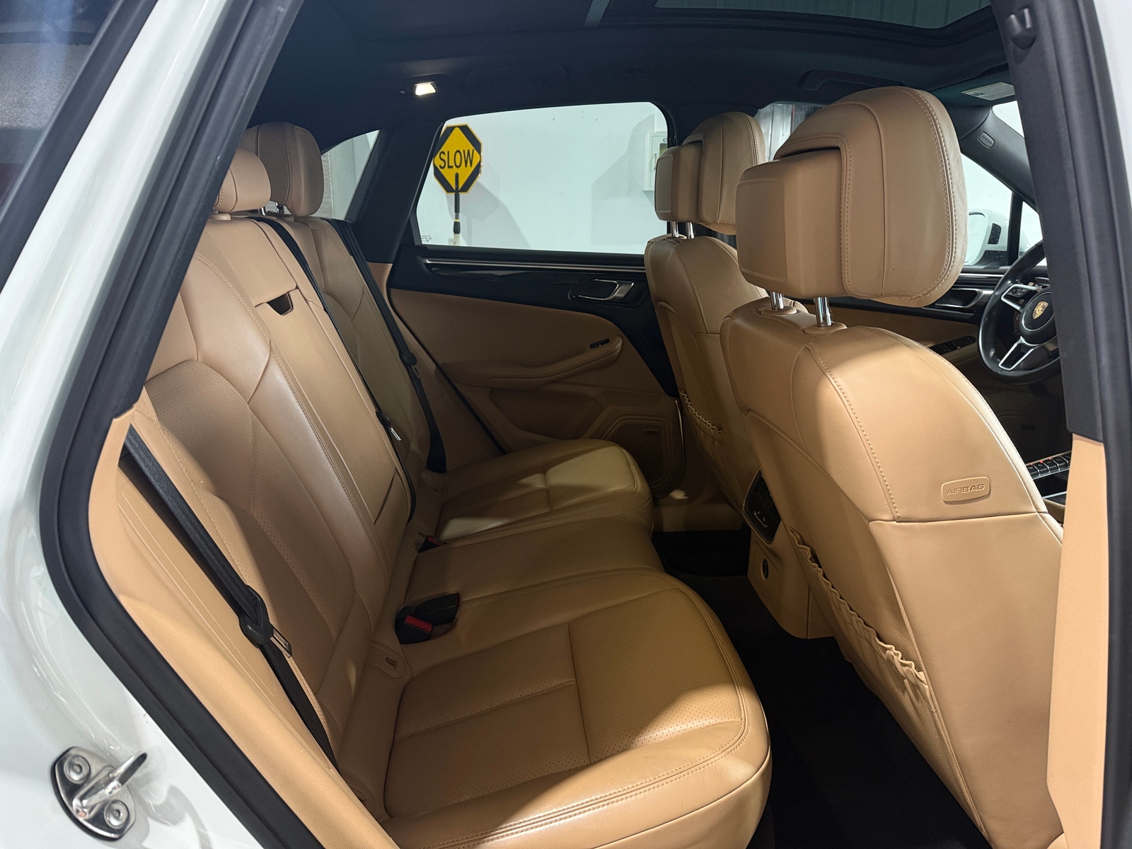 Thumbnail: 2018 Porsche Macan - 5