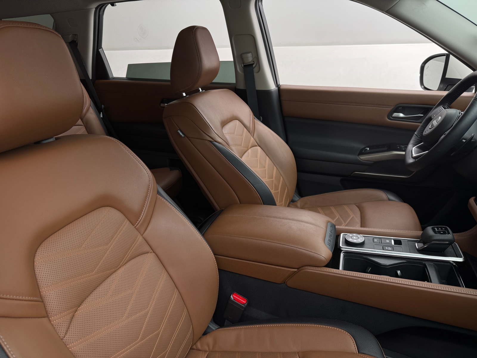 Thumbnail: 2024 Nissan Pathfinder - 2