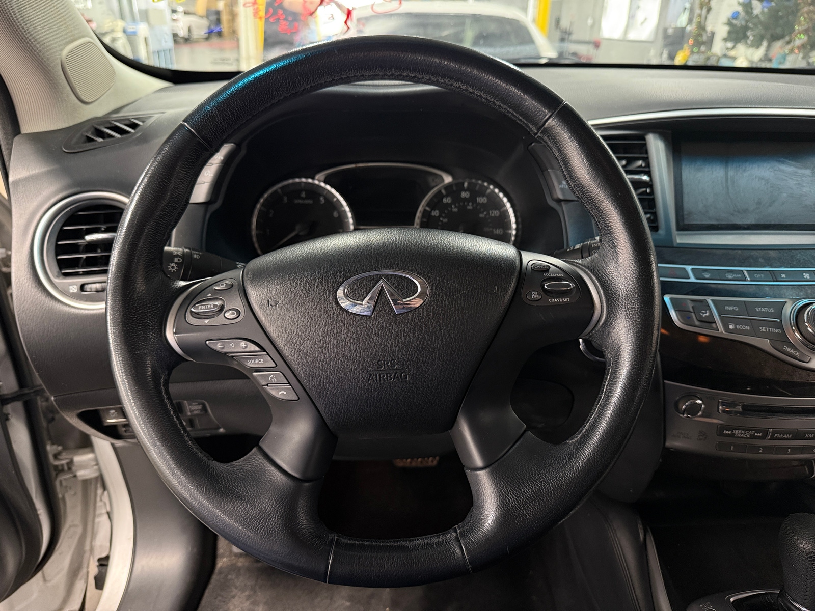 Thumbnail: 2015 INFINITI QX60 - 4