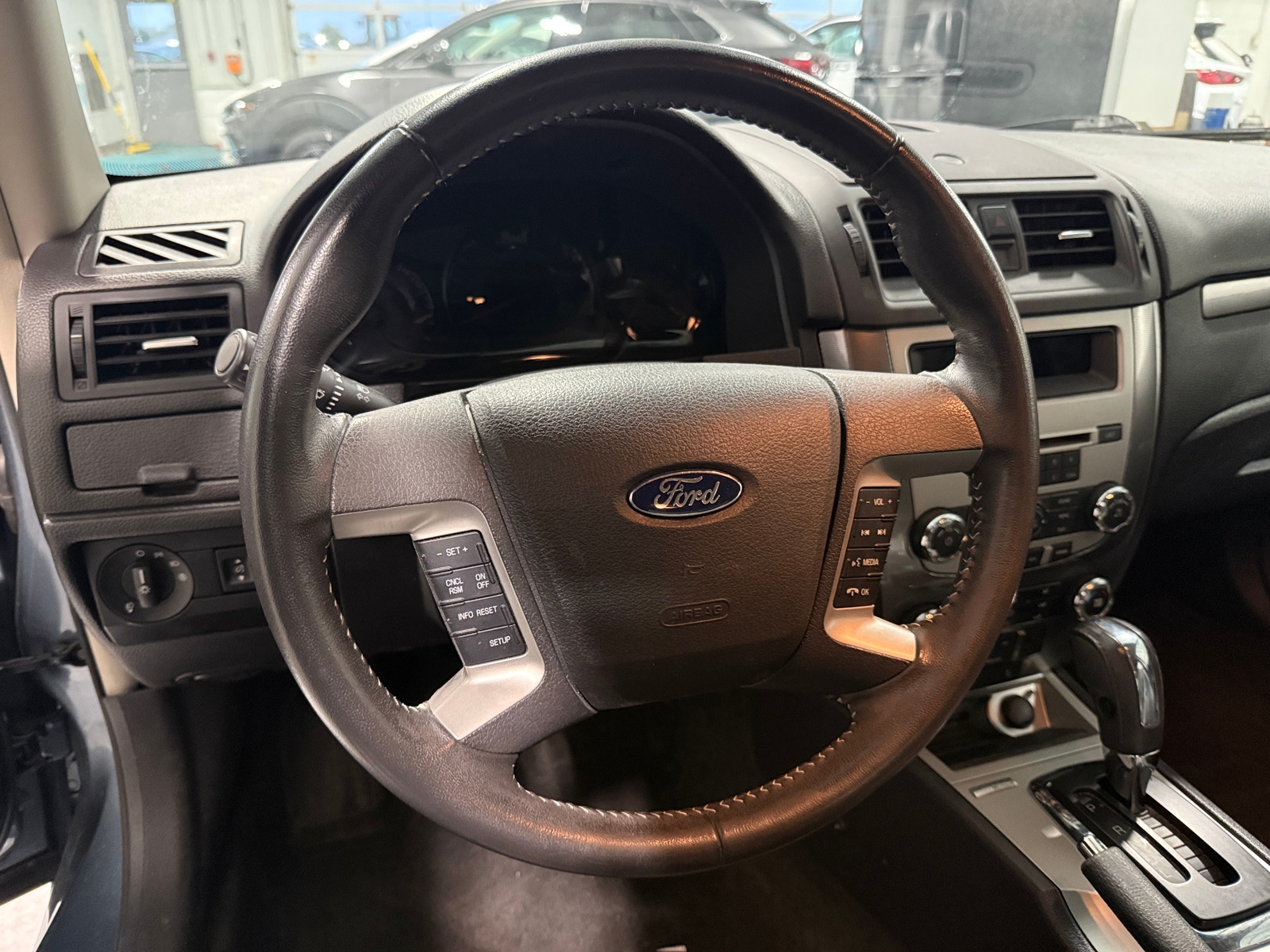 Thumbnail: 2011 Ford Fusion - 4