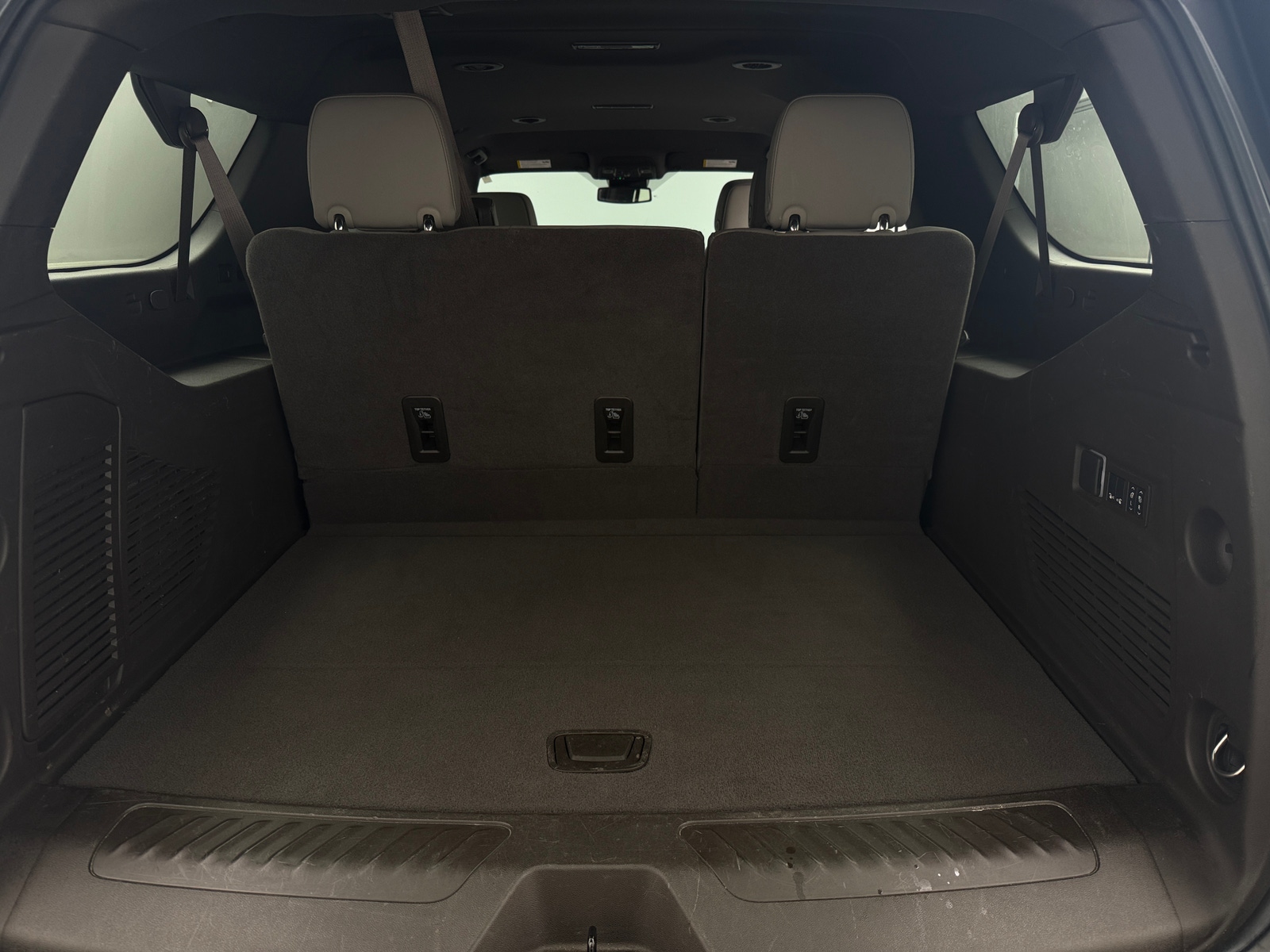 Thumbnail: 2024 GMC Yukon XL - 6