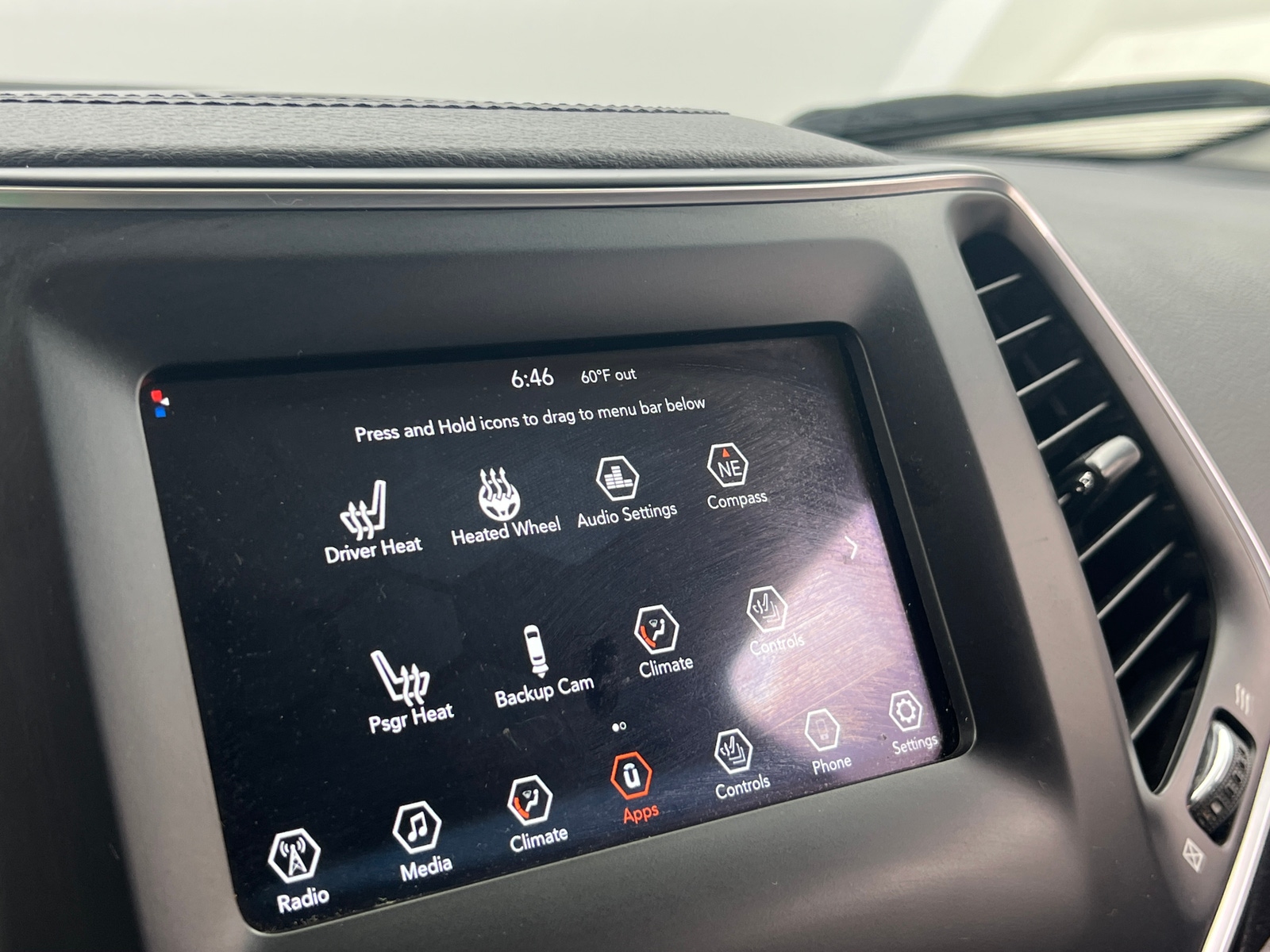 Thumbnail: 2020 Jeep Cherokee - 4