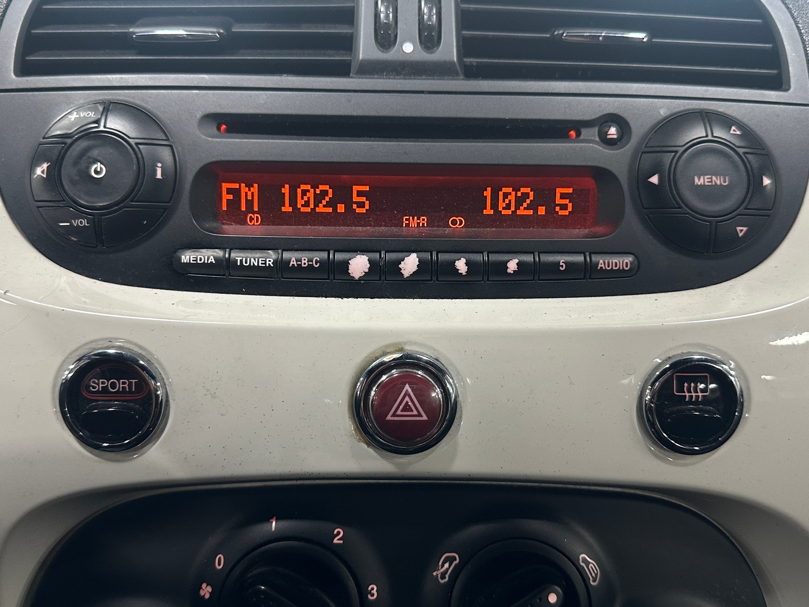 Thumbnail: 2015 Fiat 500 - 4