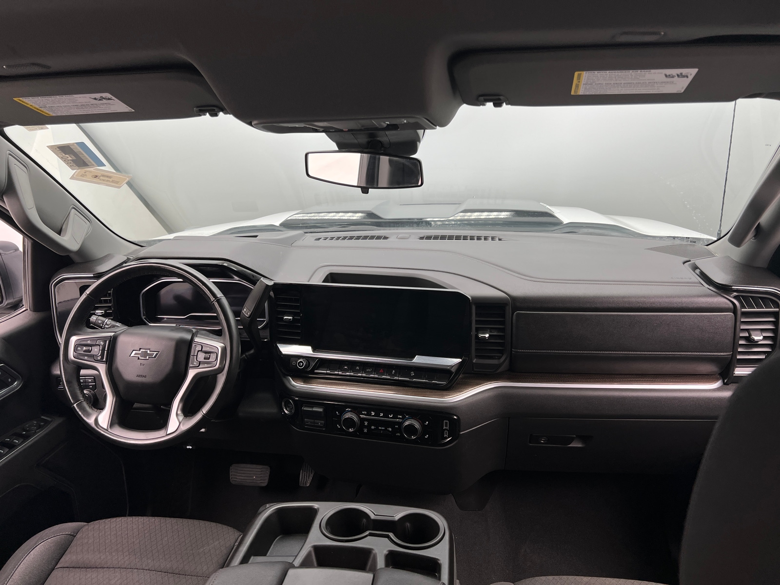 Thumbnail: 2025 Chevrolet Silverado 1500 - 3