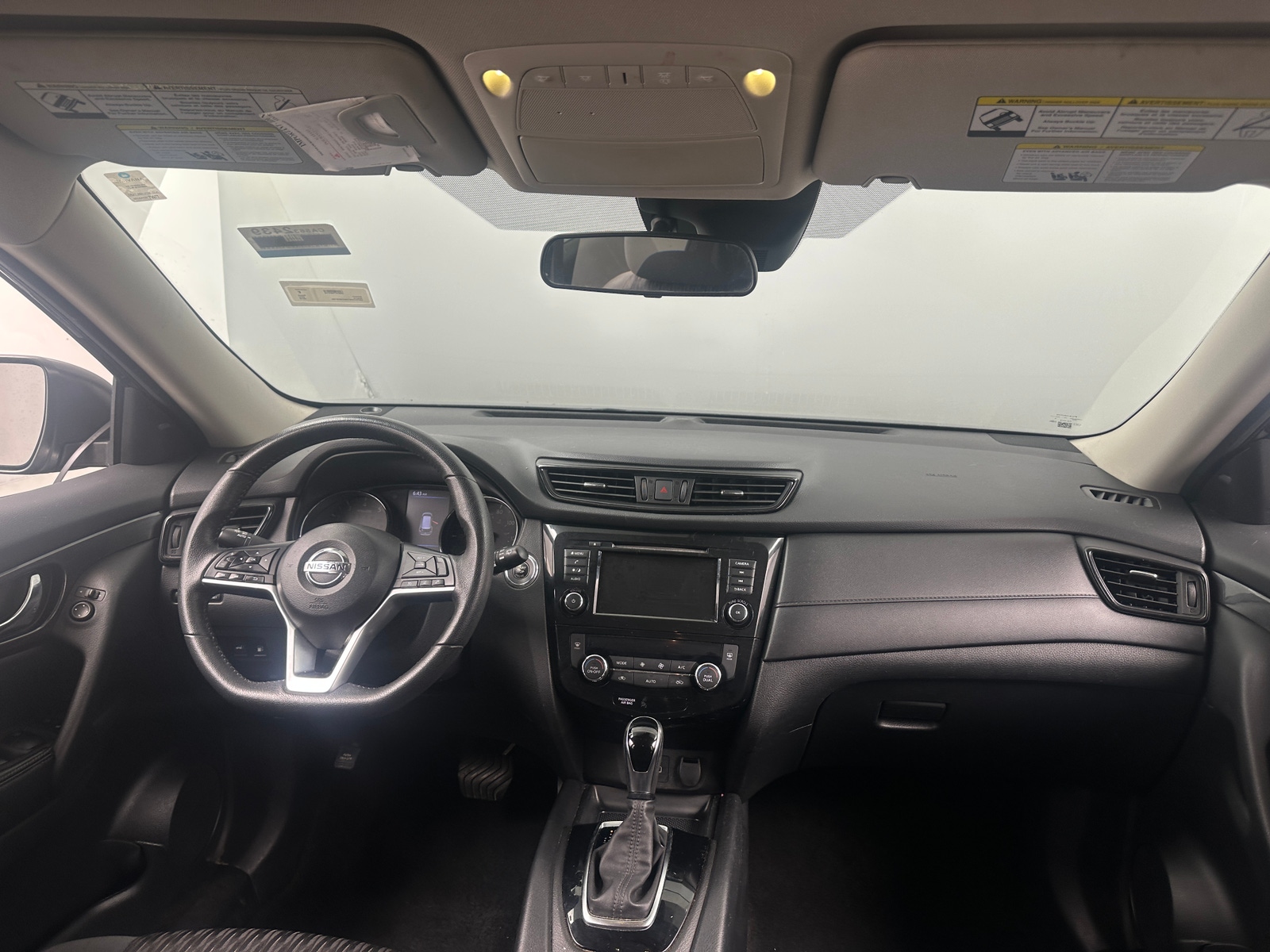 Thumbnail: 2019 Nissan Rogue - 3