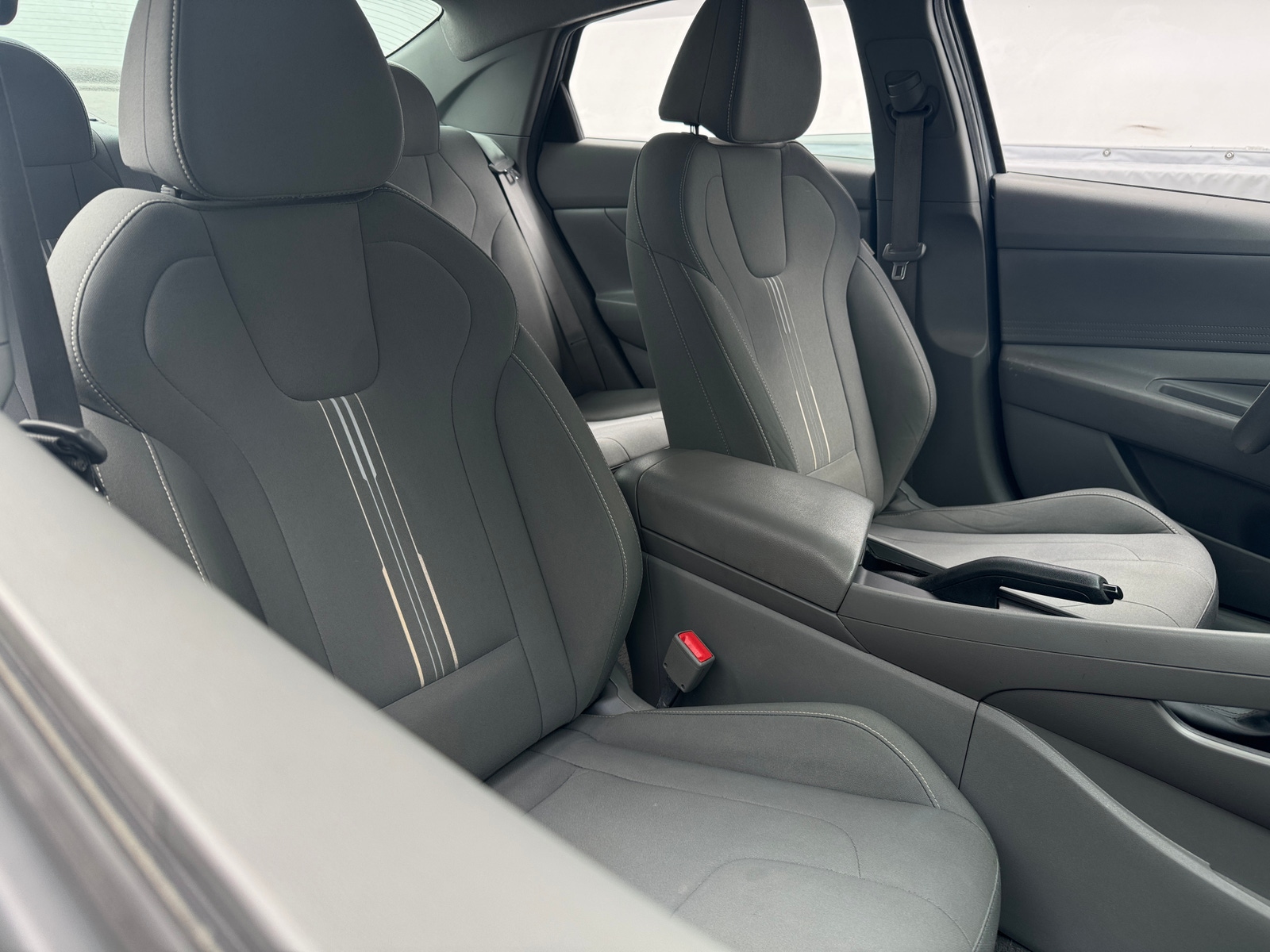 Thumbnail: 2021 Hyundai Elantra - 2