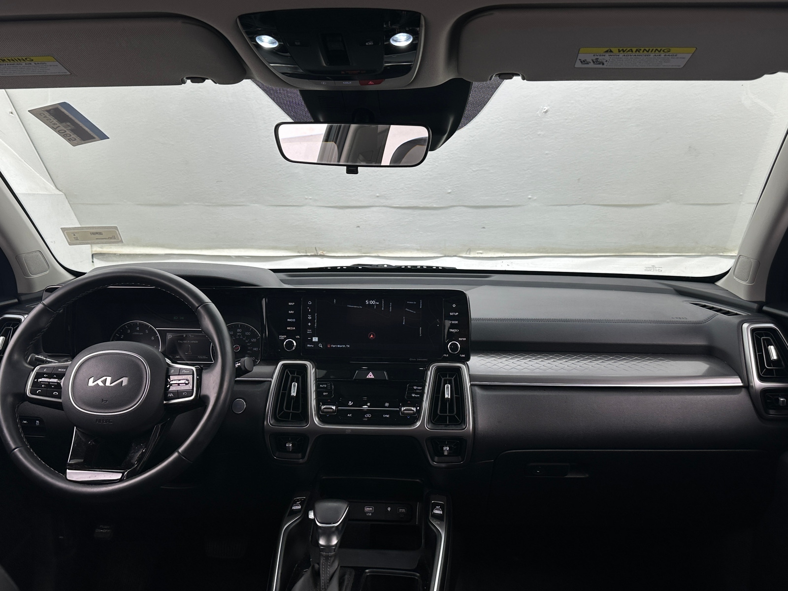 Thumbnail: 2023 Kia Sorento - 3