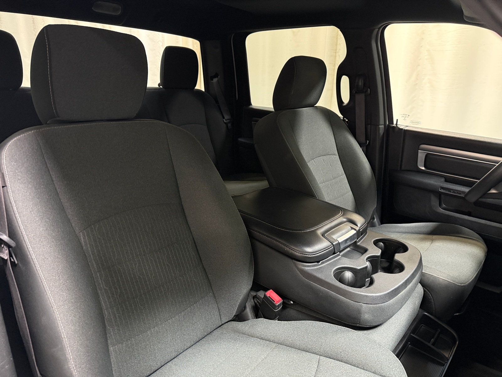 Thumbnail: 2021 RAM 1500 Classic - 2