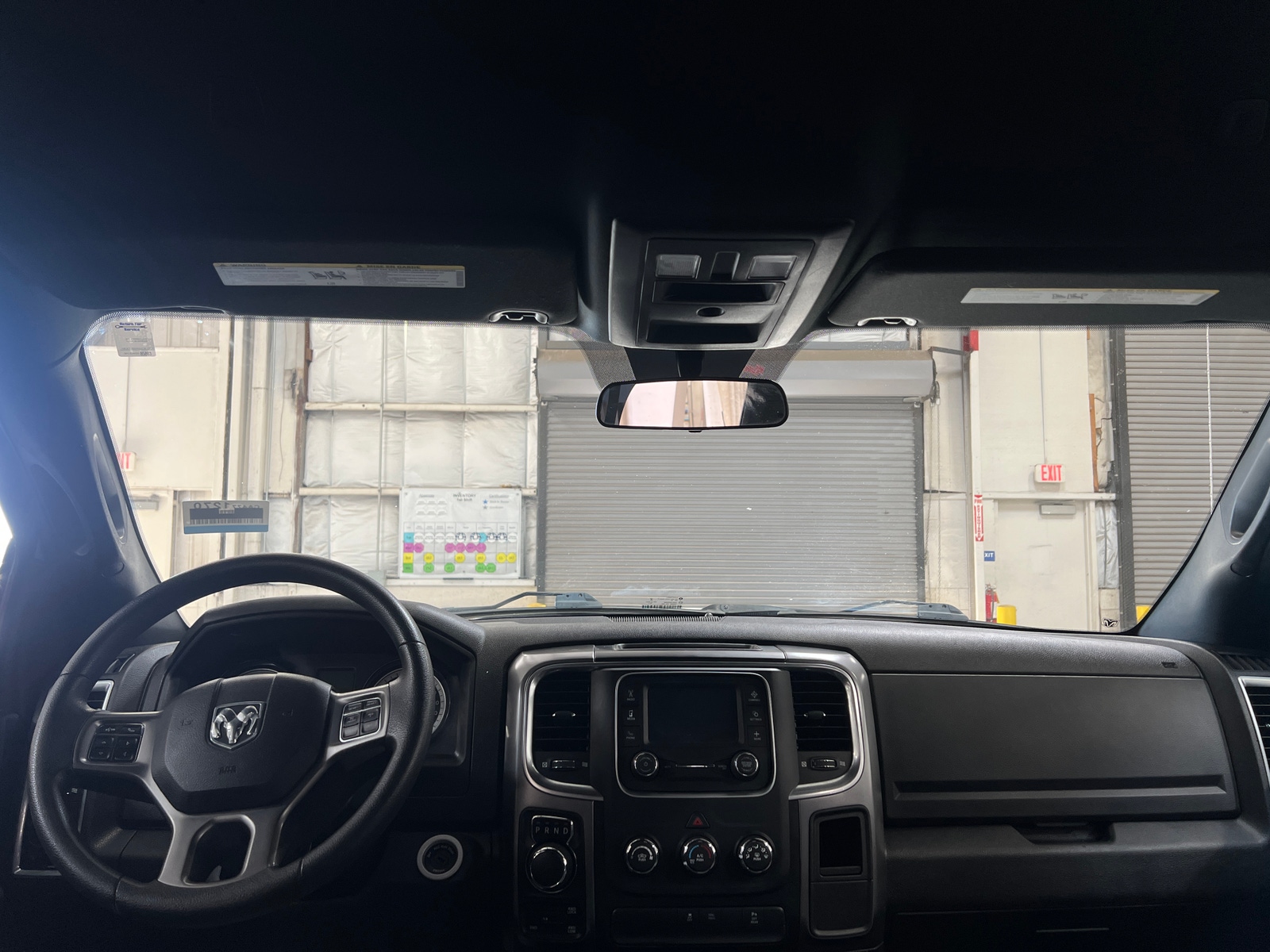 Thumbnail: 2021 RAM 1500 Classic - 3
