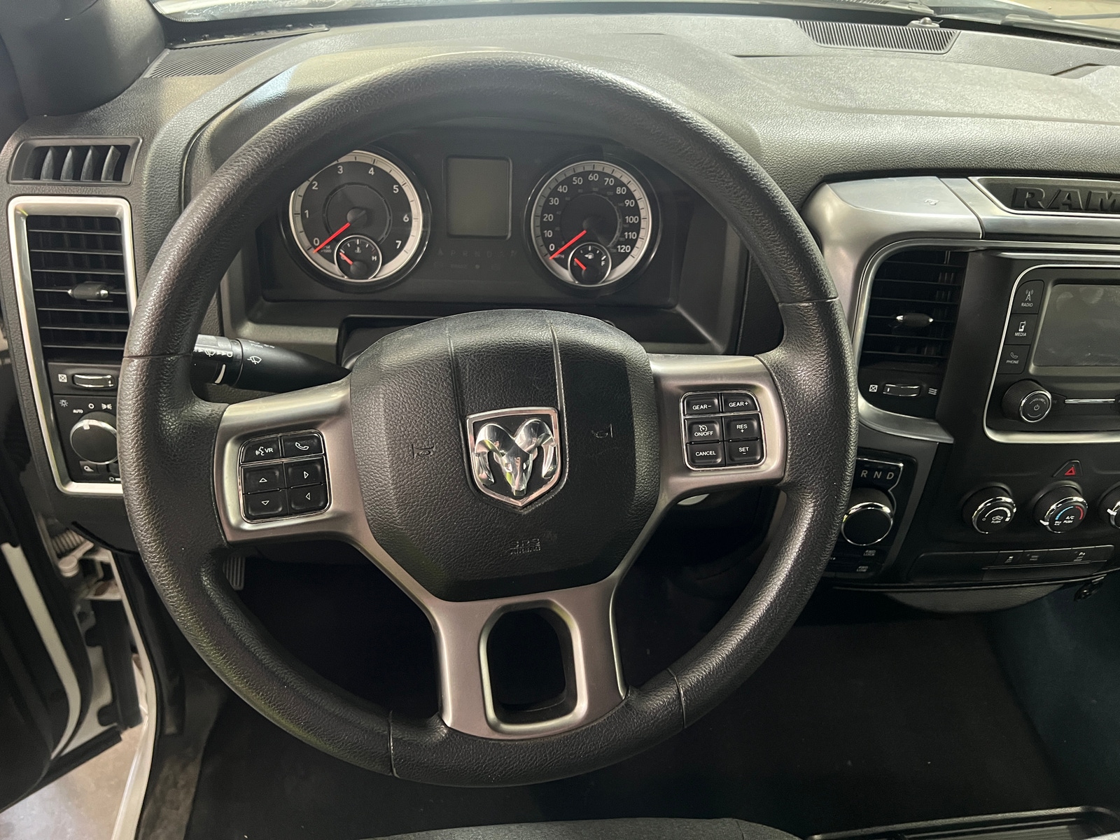 Thumbnail: 2021 RAM 1500 Classic - 5