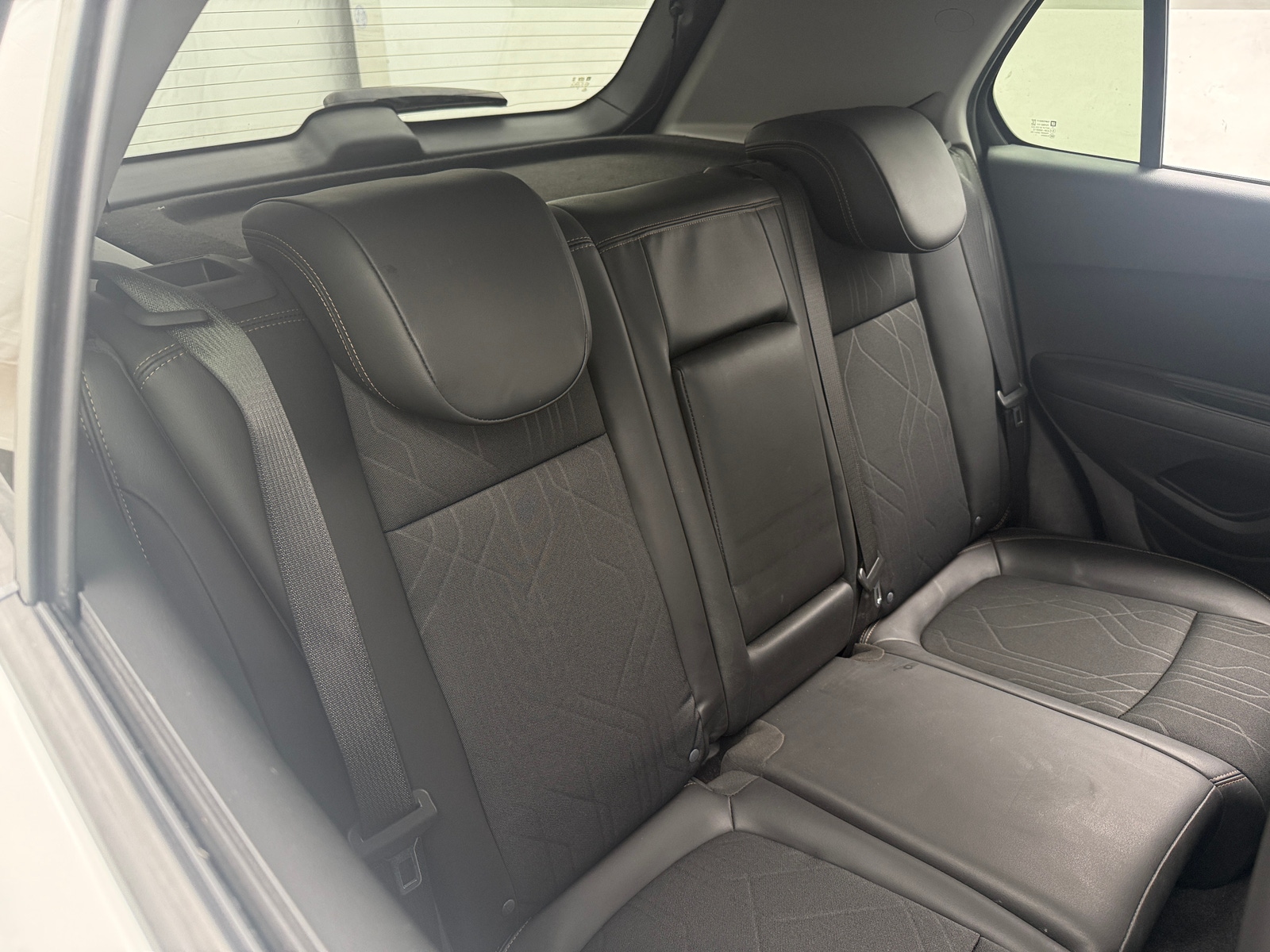 Thumbnail: 2022 Chevrolet Trax - 6