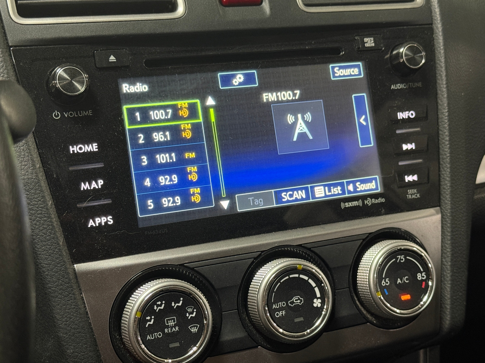 Thumbnail: 2015 Subaru XV Crosstrek - 3