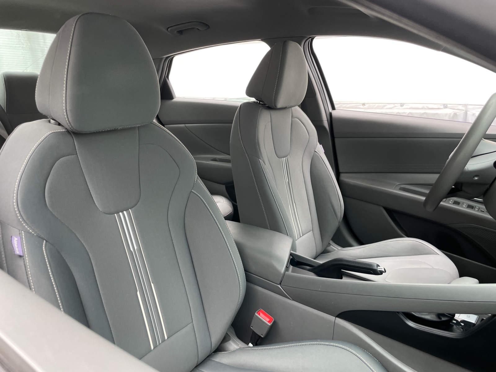 Thumbnail: 2021 Hyundai Elantra - 2