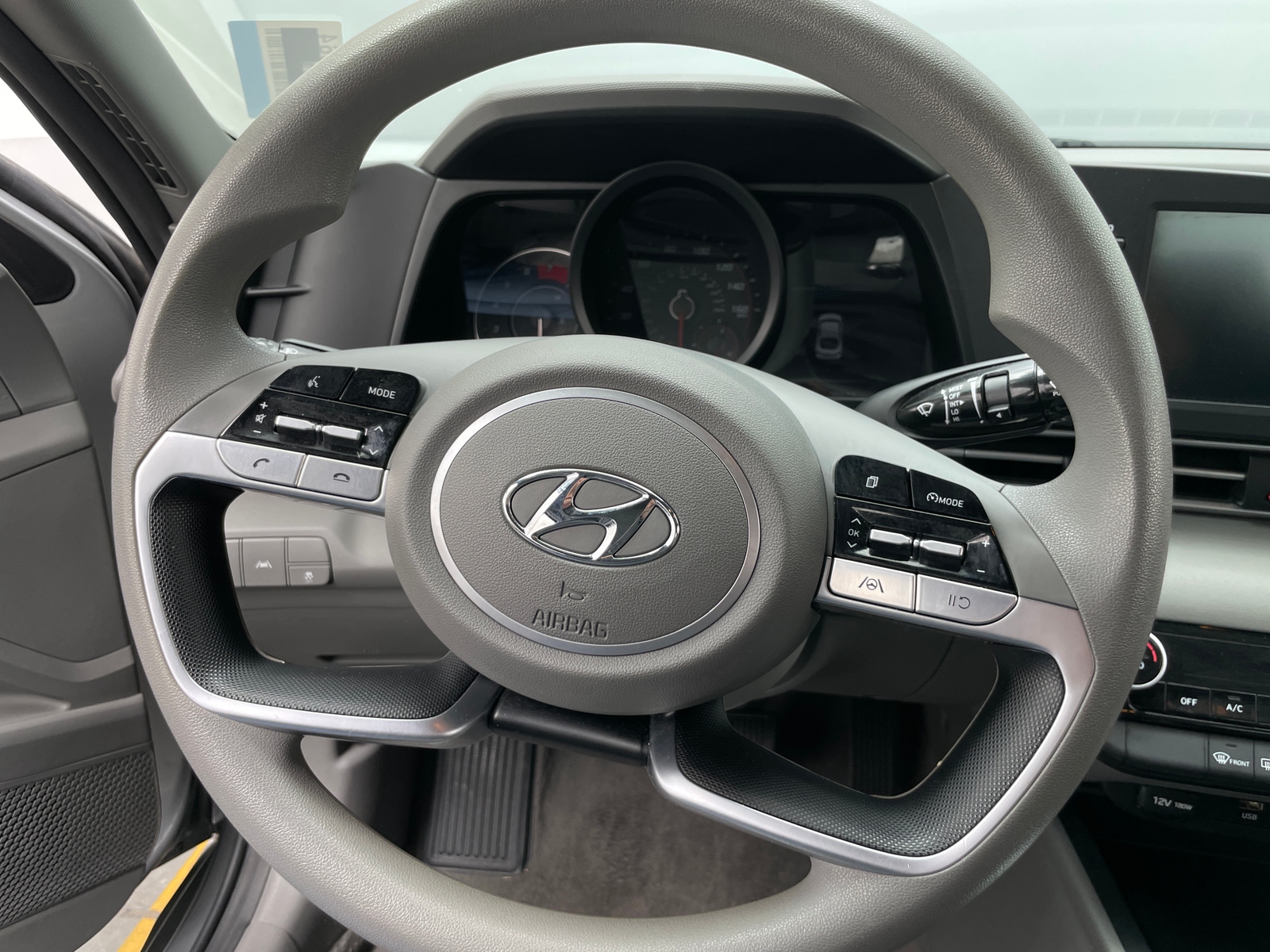 Thumbnail: 2021 Hyundai Elantra - 5