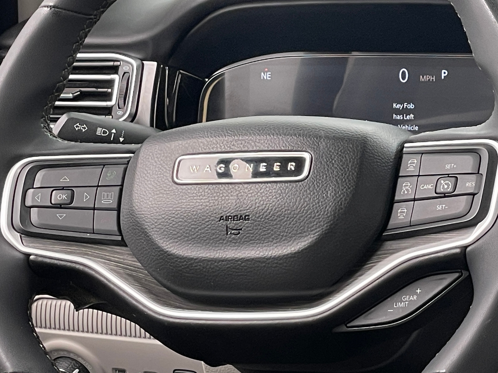 Thumbnail: 2023 Jeep Wagoneer - 4