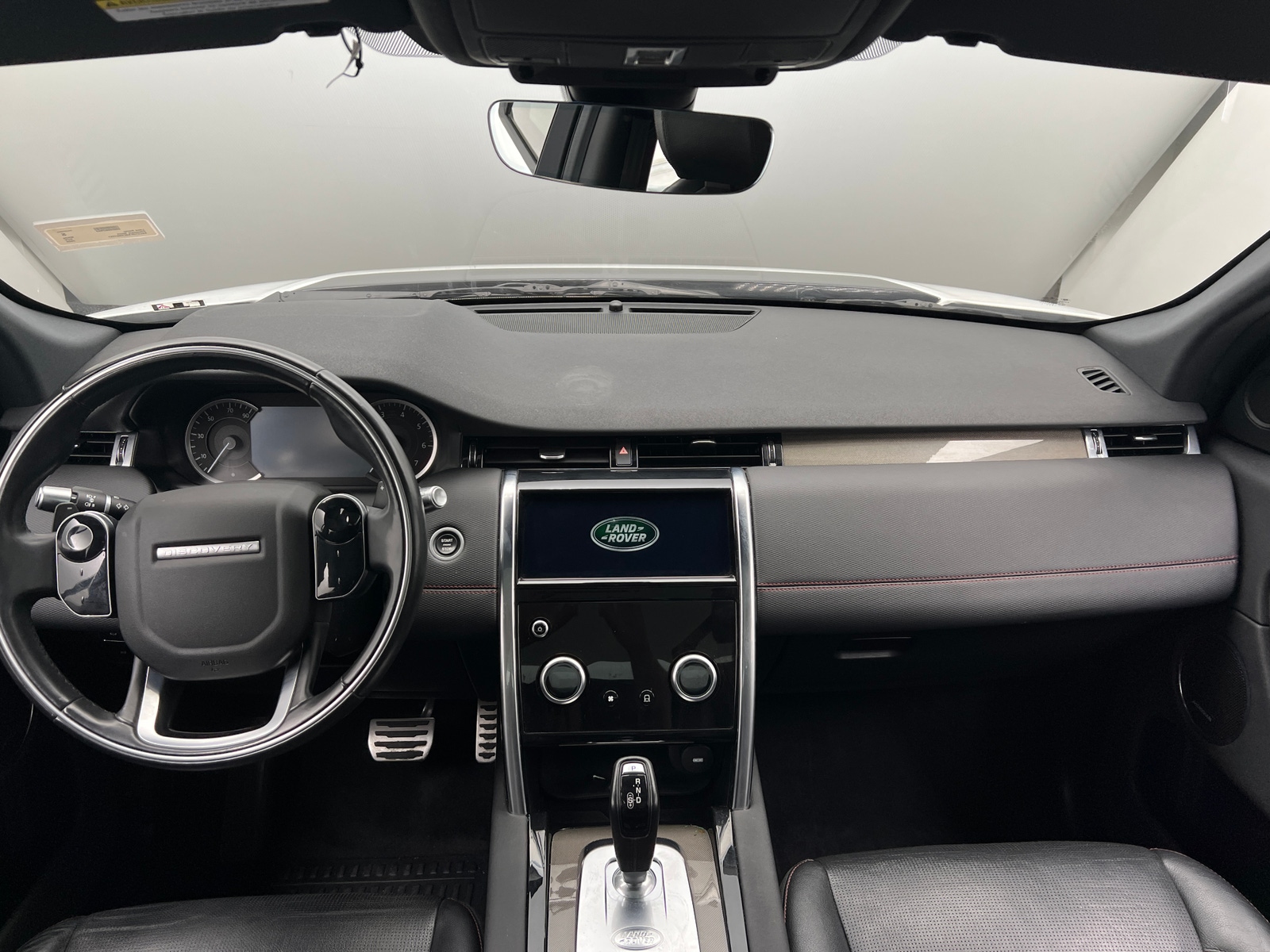 Thumbnail: 2020 Land Rover Discovery Sport - 2