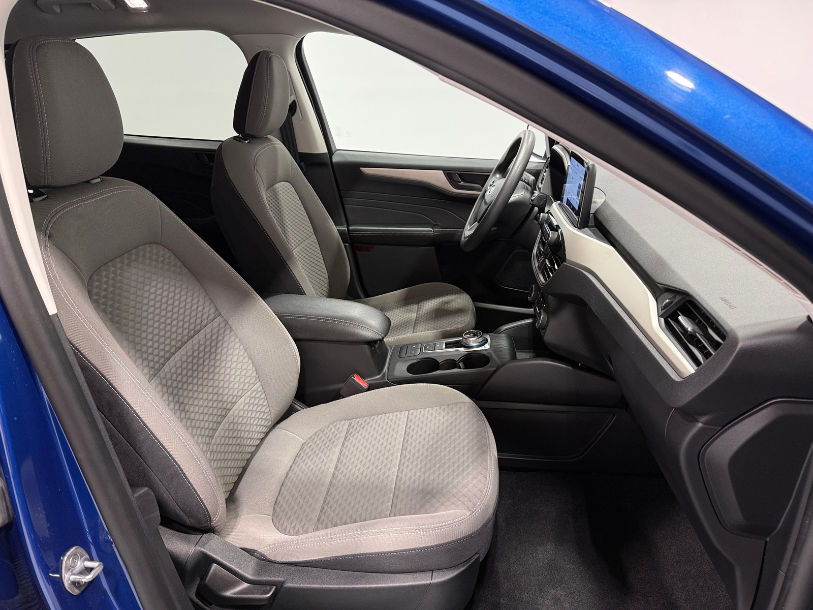Thumbnail: 2022 Ford Escape - 2