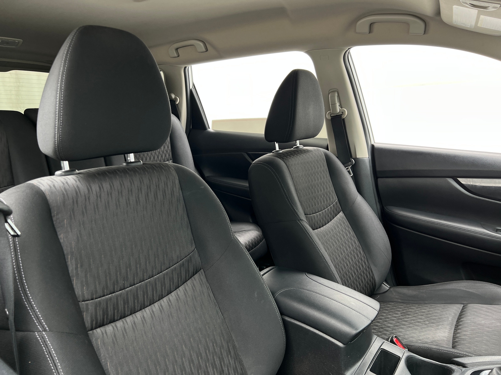 Thumbnail: 2018 Nissan Rogue - 2