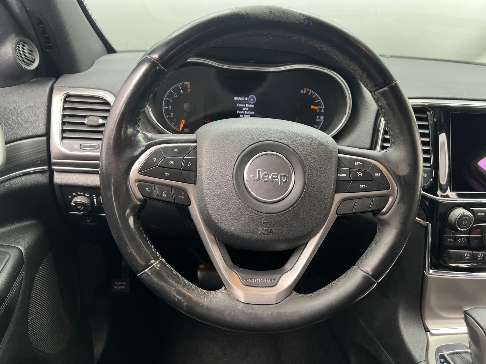 Thumbnail: 2019 Jeep Grand Cherokee - 4