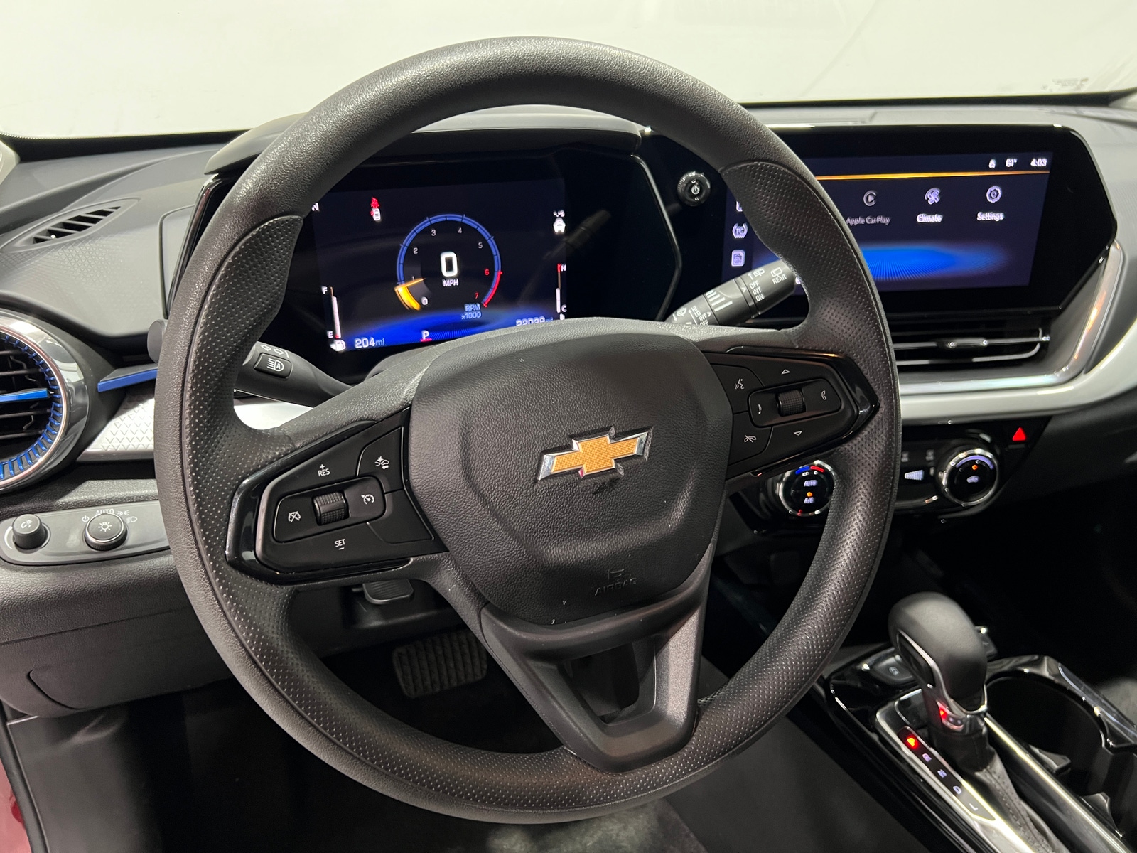 Thumbnail: 2025 Chevrolet Trax - 5