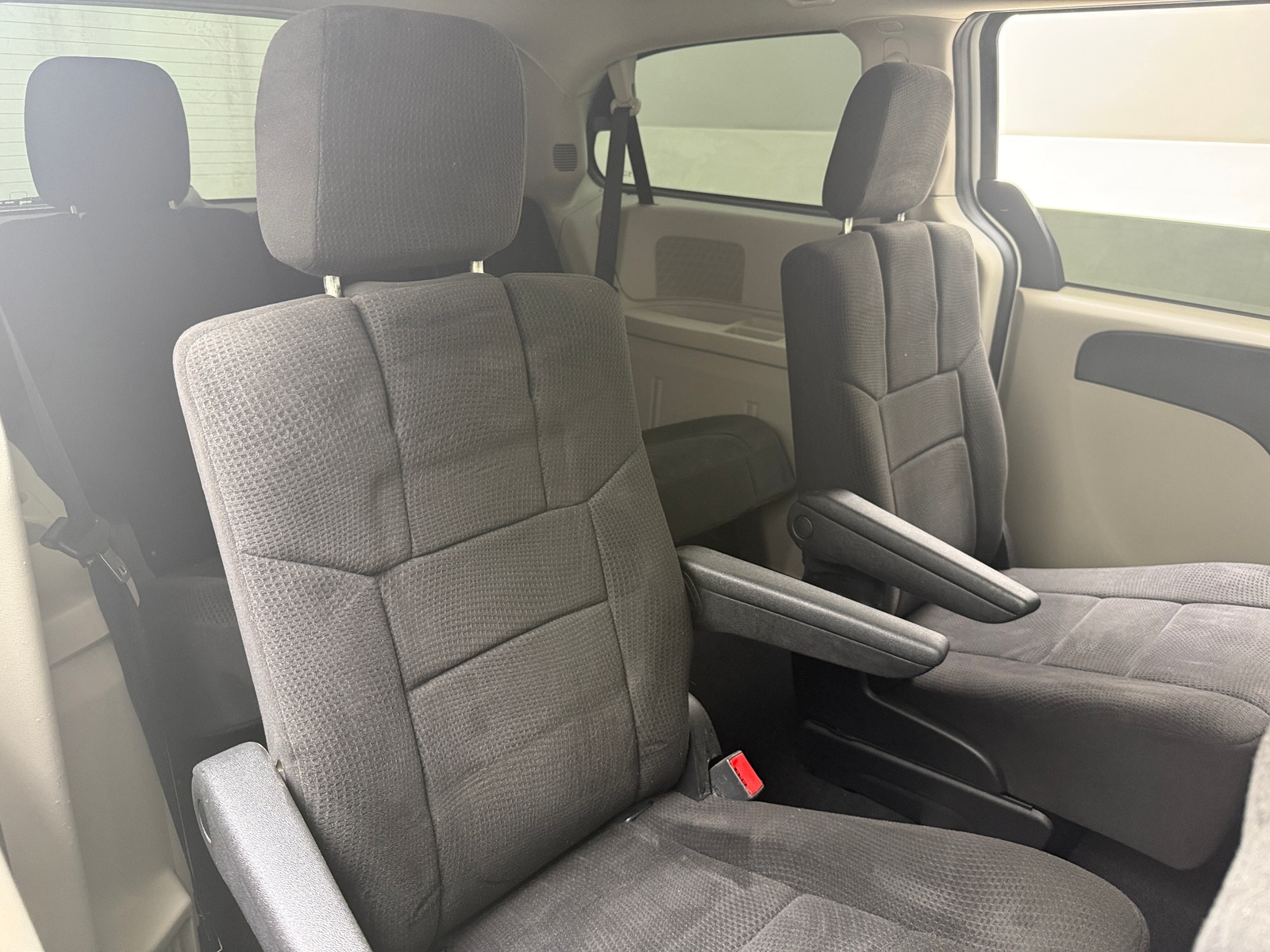 Thumbnail: 2012 Dodge Grand Caravan - 6