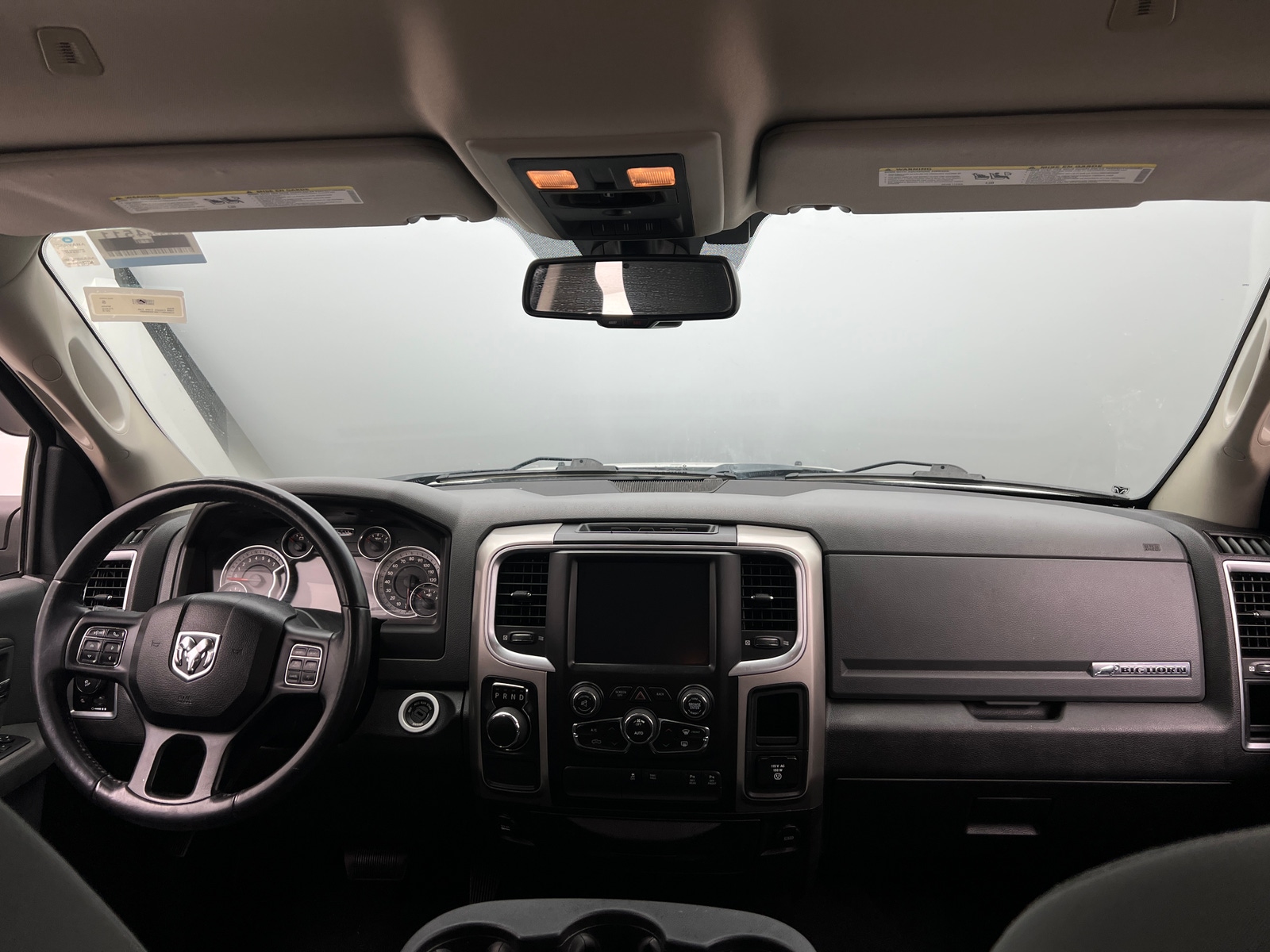 Thumbnail: 2019 RAM 1500 Classic - 3