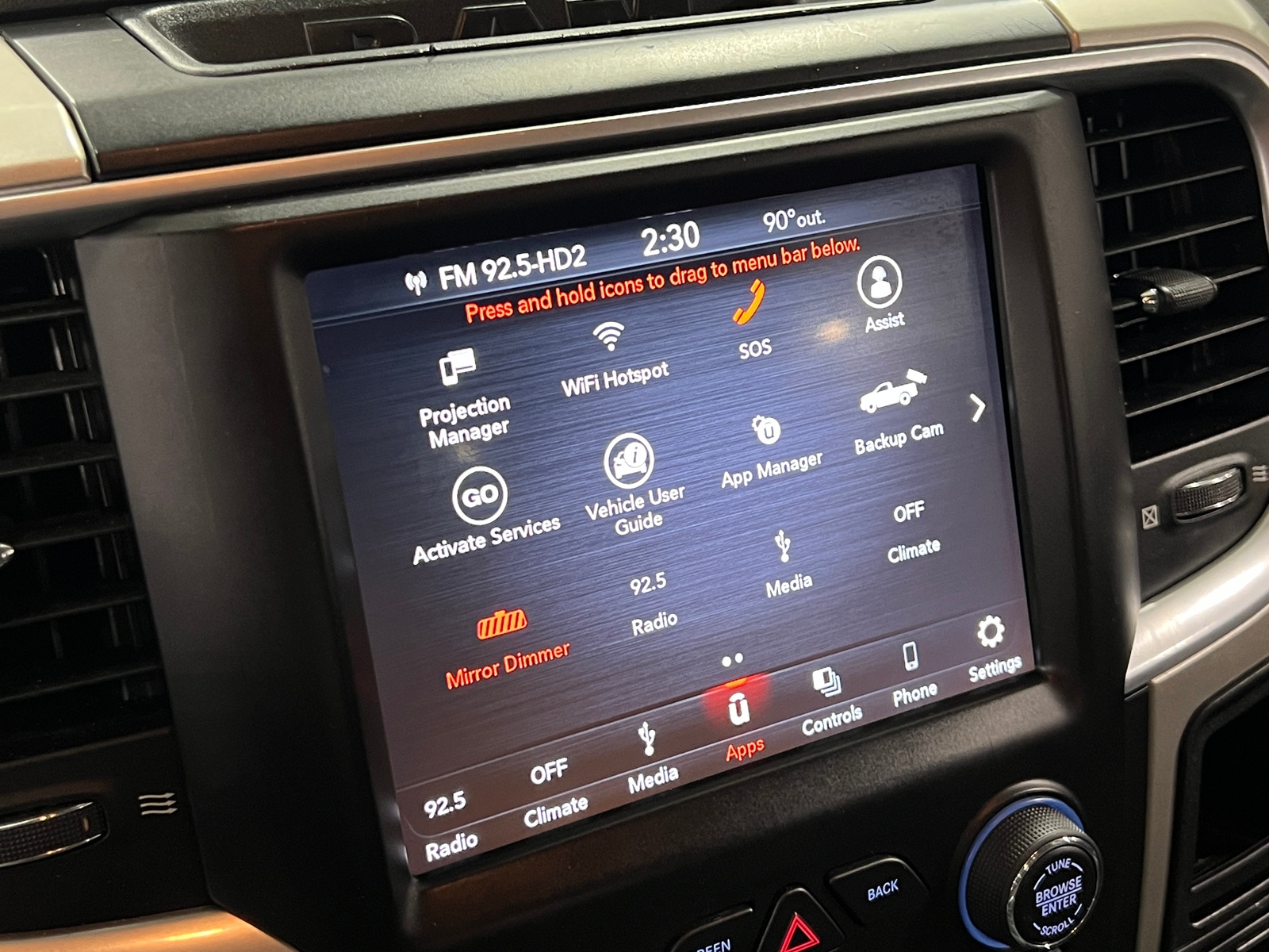 Thumbnail: 2019 RAM 1500 Classic - 4