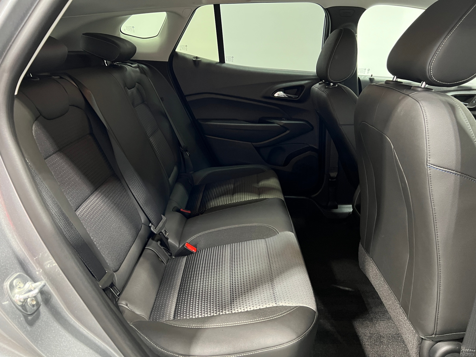 Thumbnail: 2025 Chevrolet Trax - 6