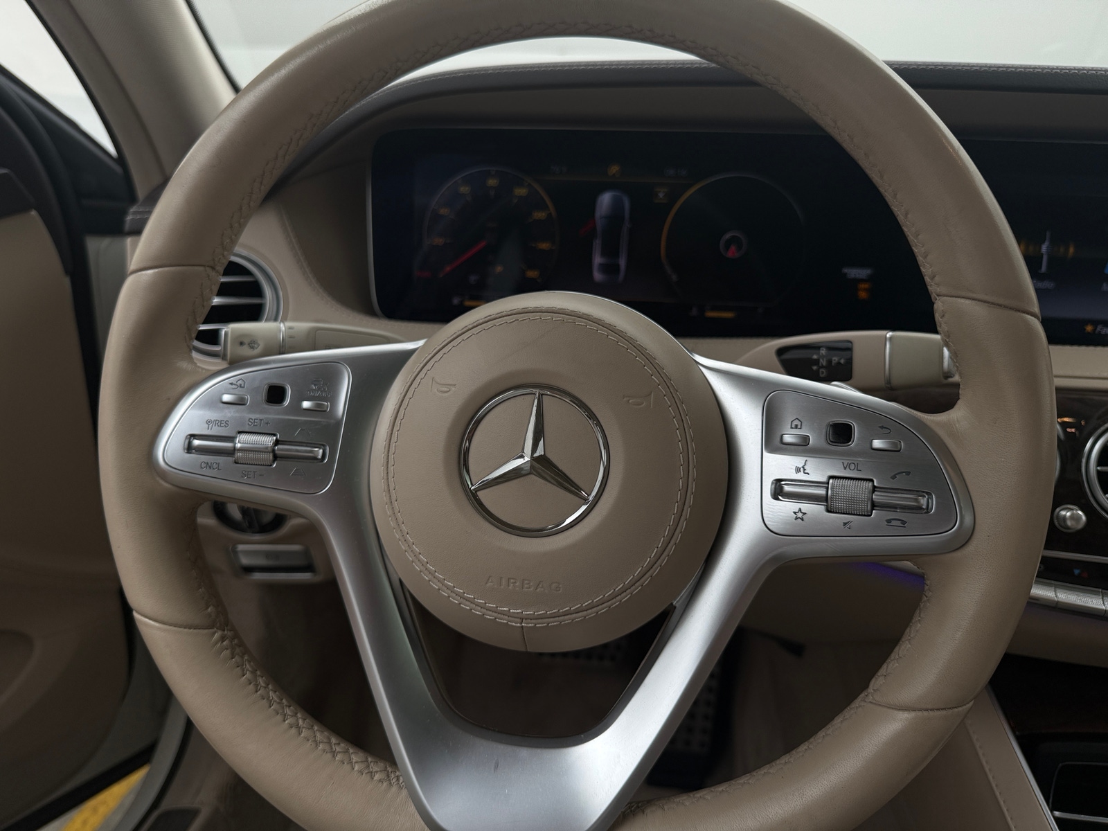 Thumbnail: 2020 Mercedes-Benz S-Class - 4