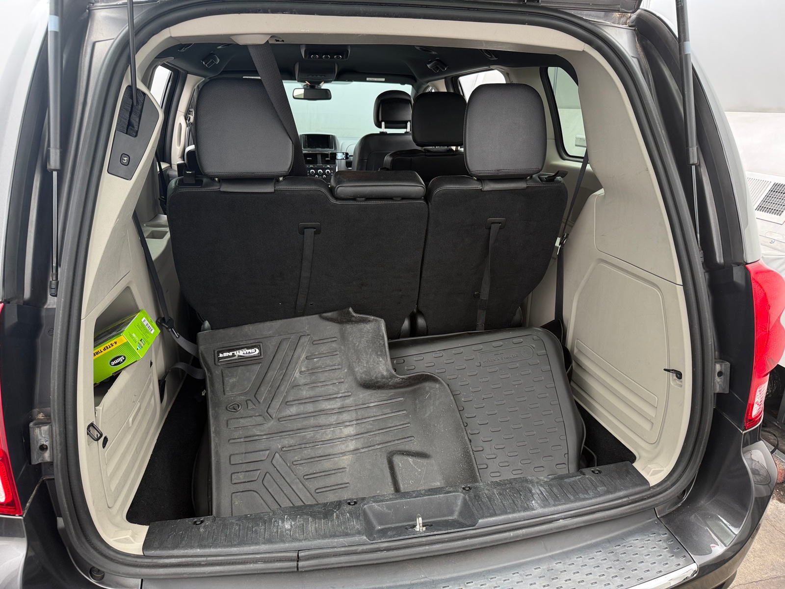 Thumbnail: 2019 Dodge Grand Caravan - 6